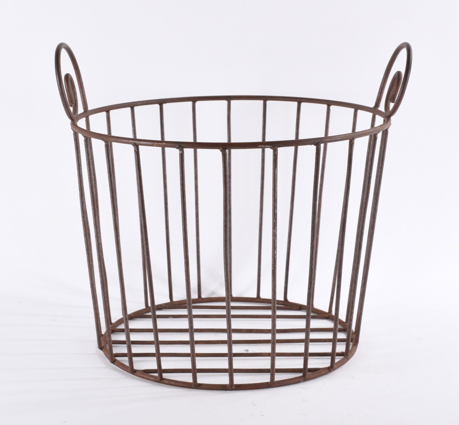Vintage Wire Basket (1 of 2)