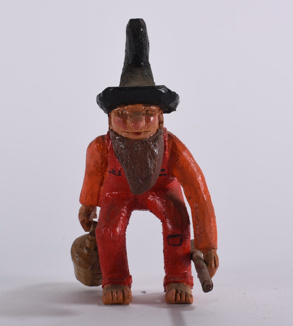 Clyde Herman Folk Art Wood Carving: Clyde Herman Folk Art Wood Carving 6" Clyde Herman carved 100's of carvings from the mid 1970s to the early 2000s. He was from Mercer, PA