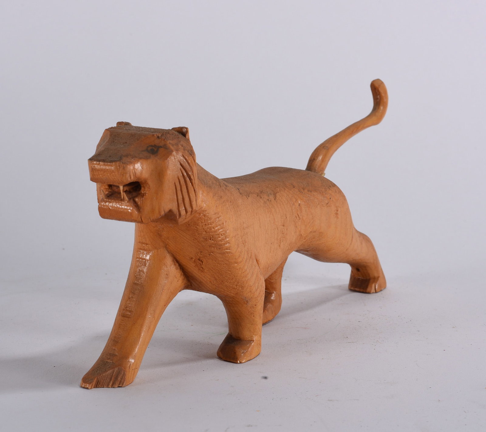 Clyde Herman Folk Art Wood Carving: Clyde Herman Folk Art Wood Carving 4"x7" Clyde Herman carved 100's of carvings from the mid 1970s to the early 2000s. He was from Mercer, PA