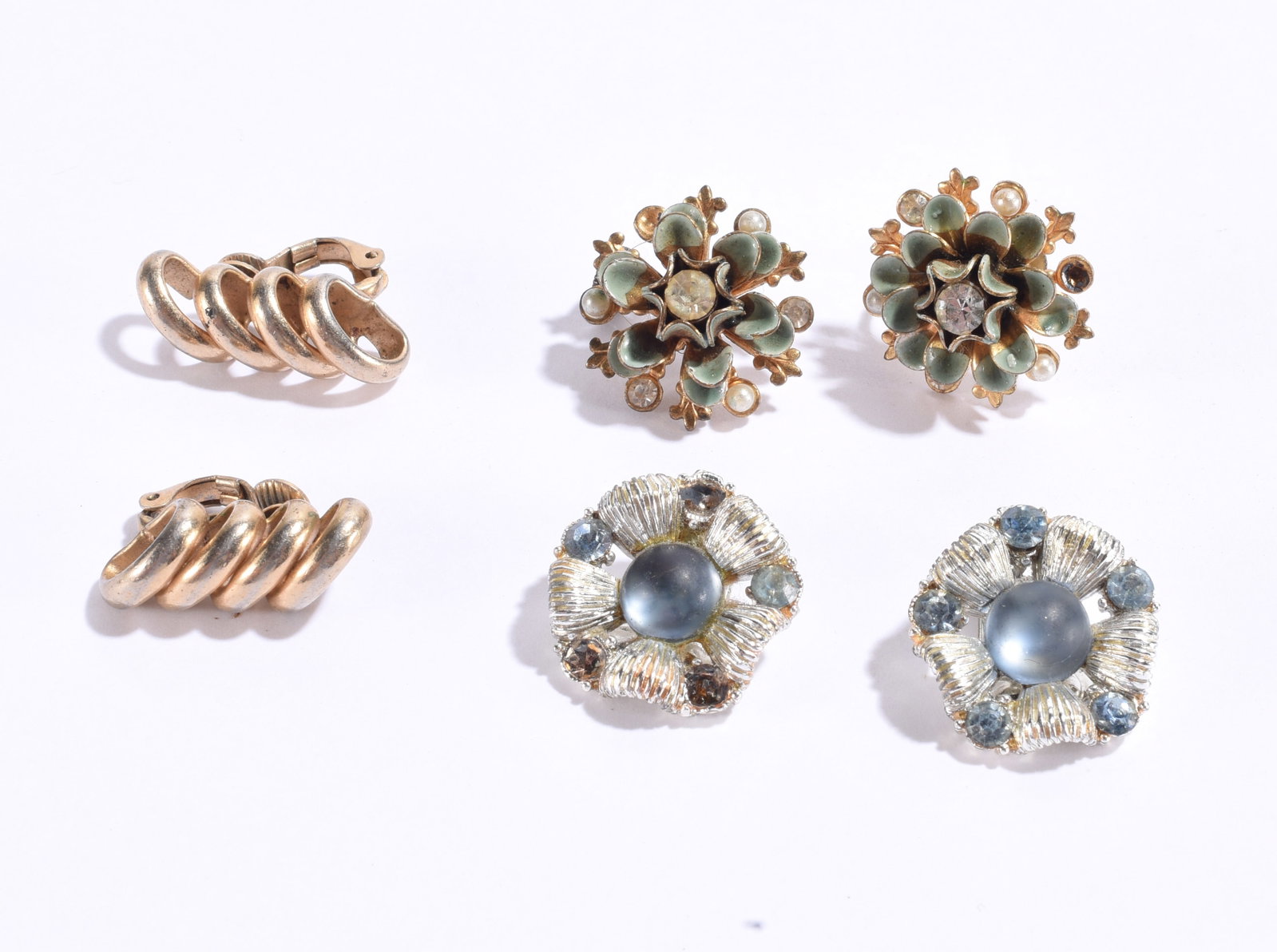 Vintage Earrings Antique Jewelry (1 of 2)