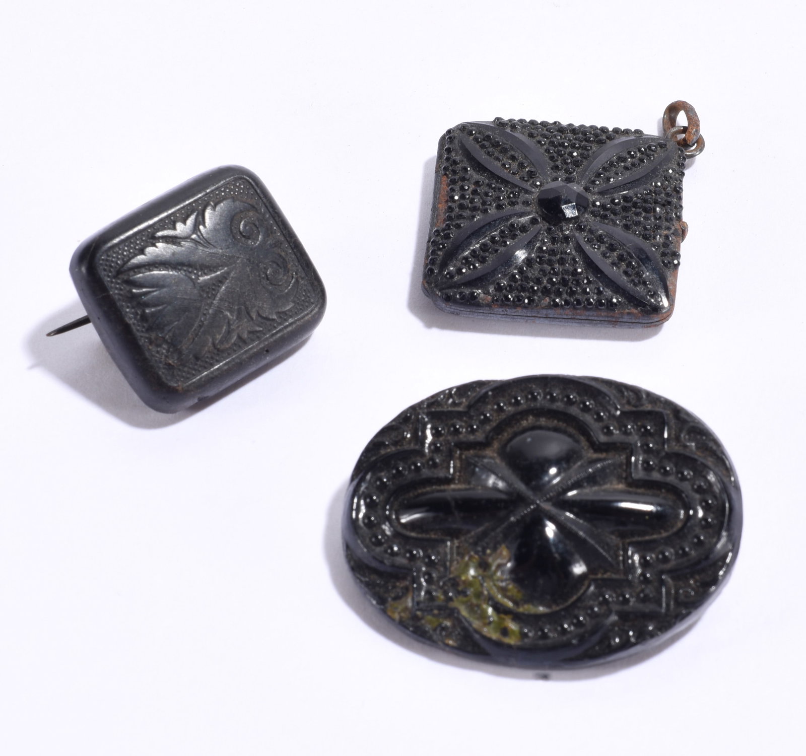 Vintage Brouche Clips: Vintage Brouche Clips Largest 2"