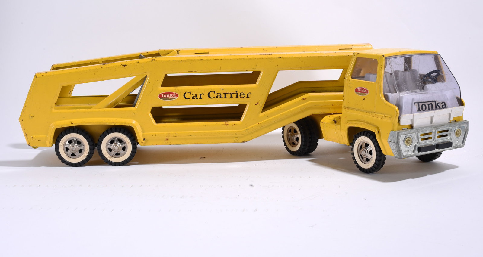 Tonka Car Carrier Transport Truck (1 of 3)