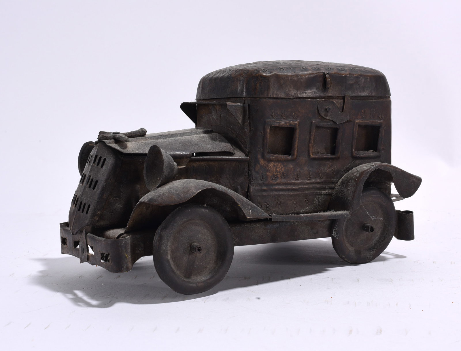 Cast Iron Armored Car Toy (1 of 5)