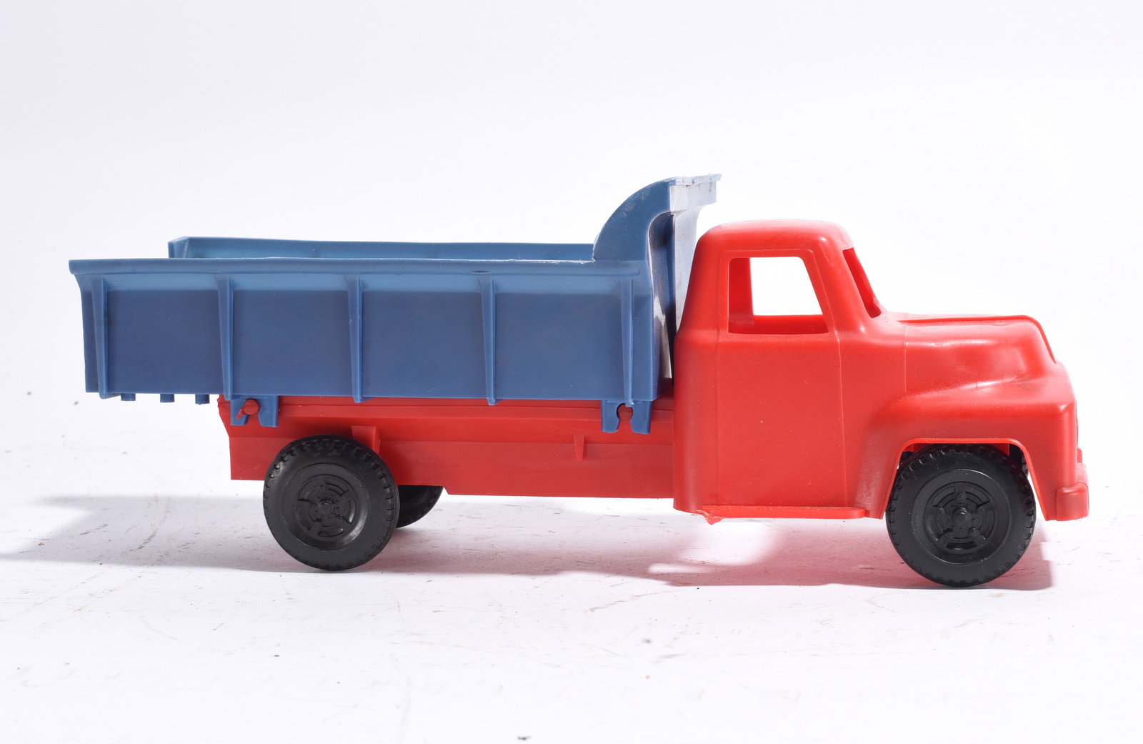 Plastic Stake Bed Truck Toy (1 of 2)