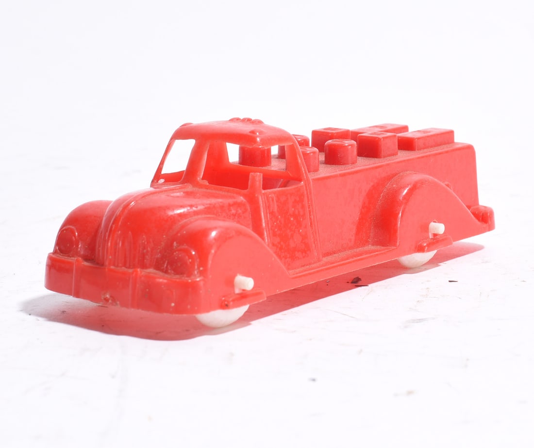 Plastic Fire Engine Toy (1 of 2)