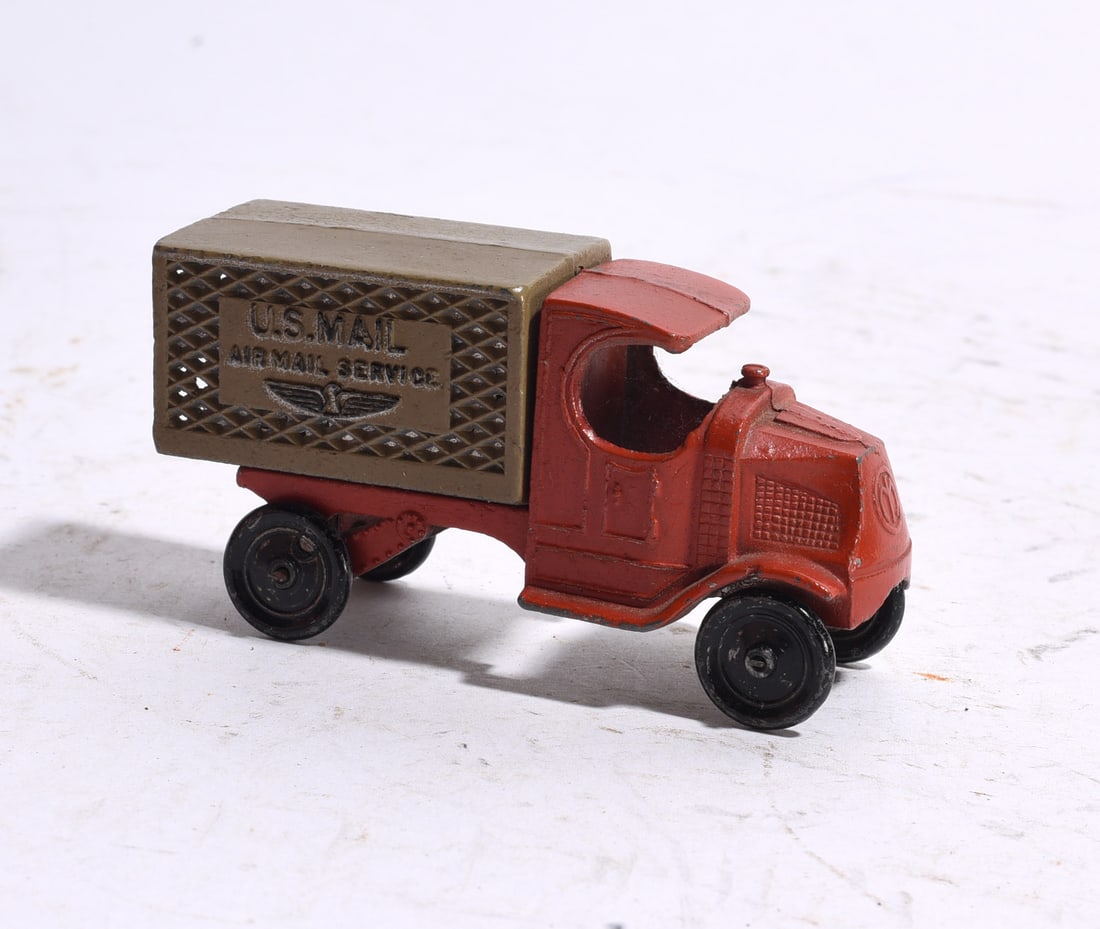 U.S. Mail Airmail Service Delivery Truck (1 of 3)