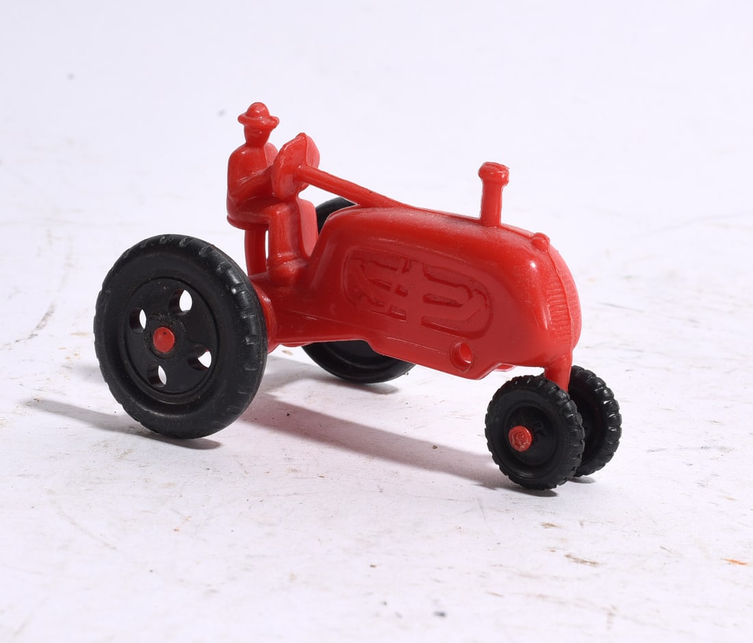 Vintage Red Plastic Farm Tractor (1 of 2)