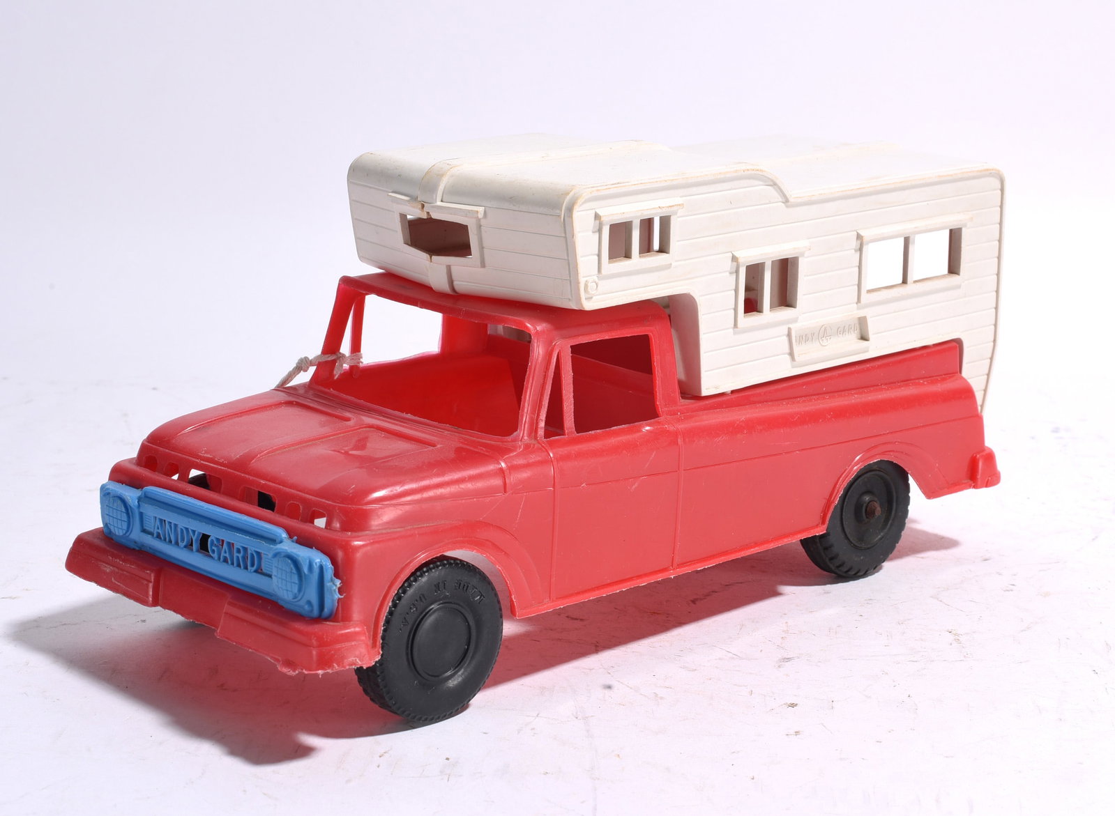 Handy Garp Pickup Camper Toy Truck (1 of 2)