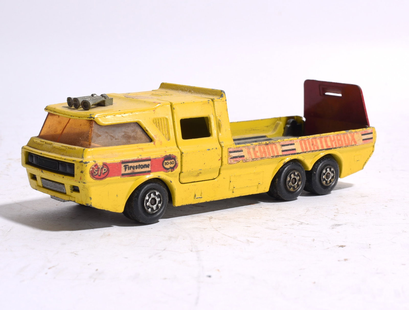 Matchbox Six-Wheel Recovery Truck (1 of 2)