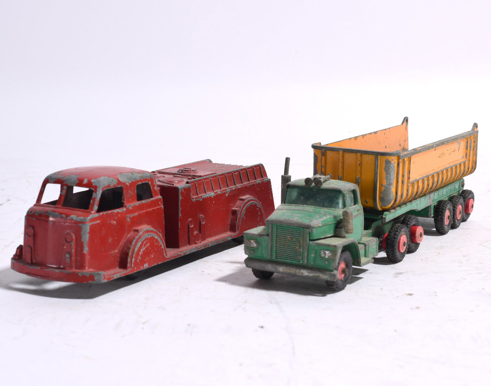 Chemical Extinguisher Tanker Truck Toy (1 of 1)