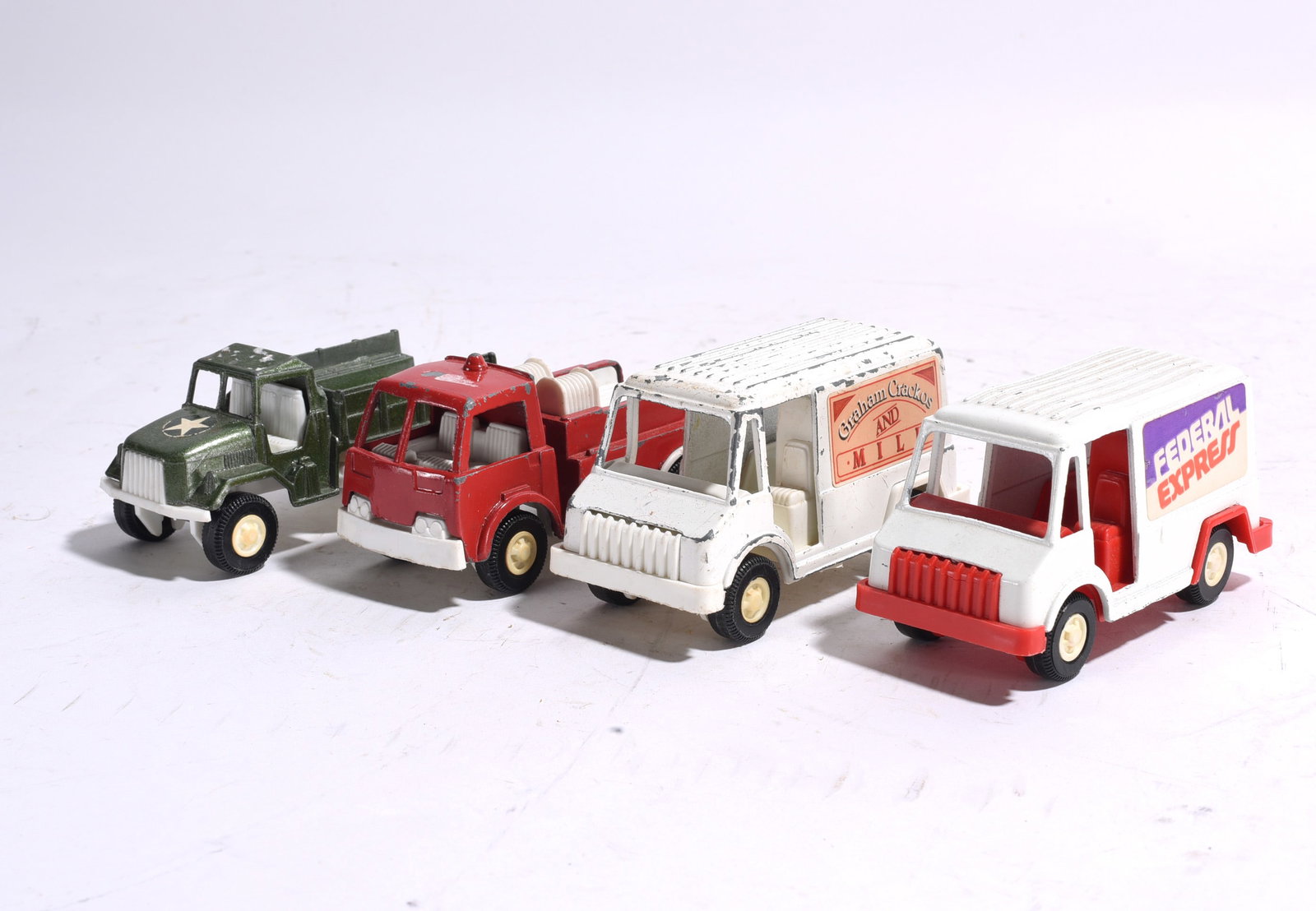 Cast Iron Airport Limousine Toy (1 of 1)