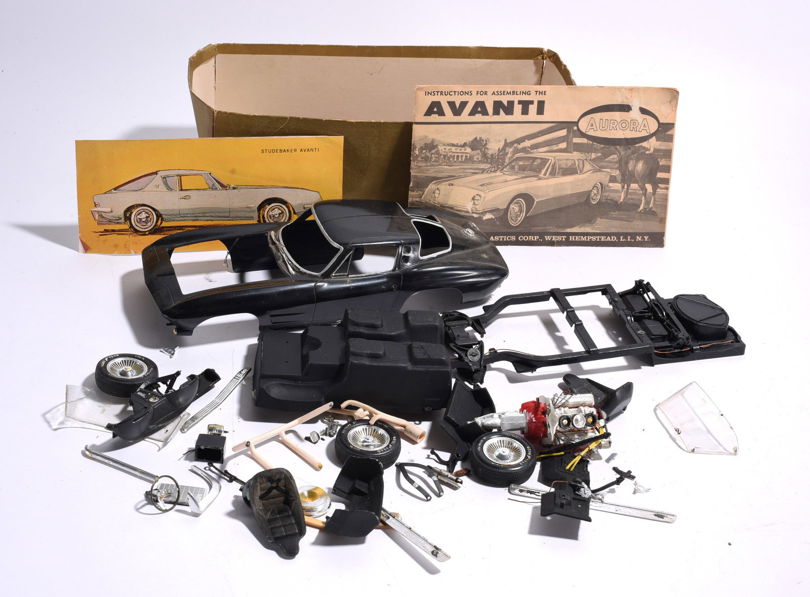 Aurora Studebaker Avanti Model Kit Project (1 of 1)