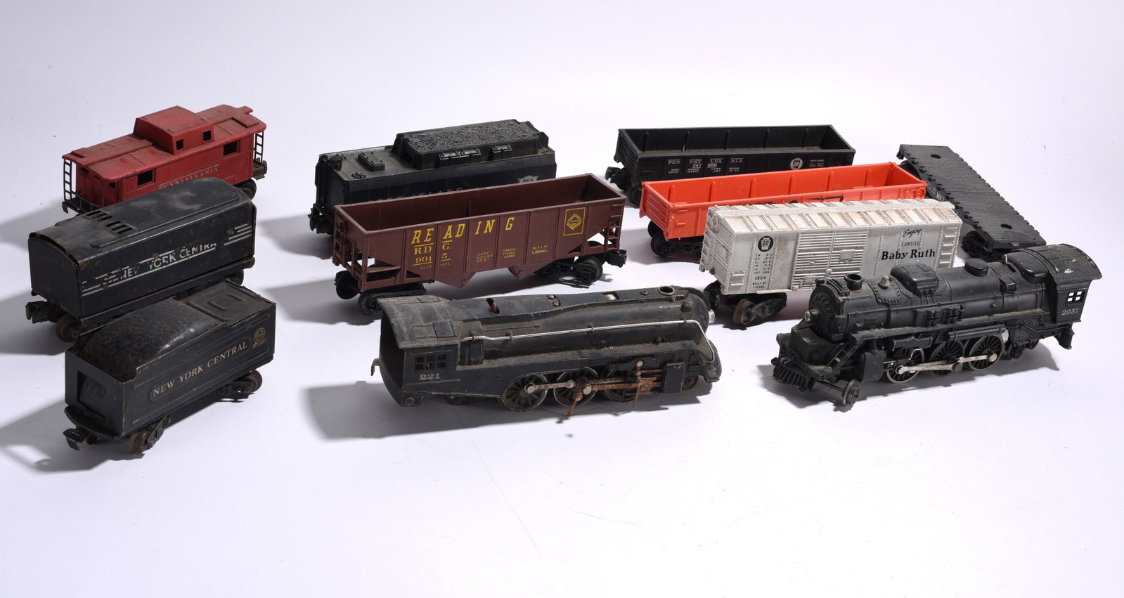 Assorted Vintage Model Railroad Cars and Locomotives (1 of 3)