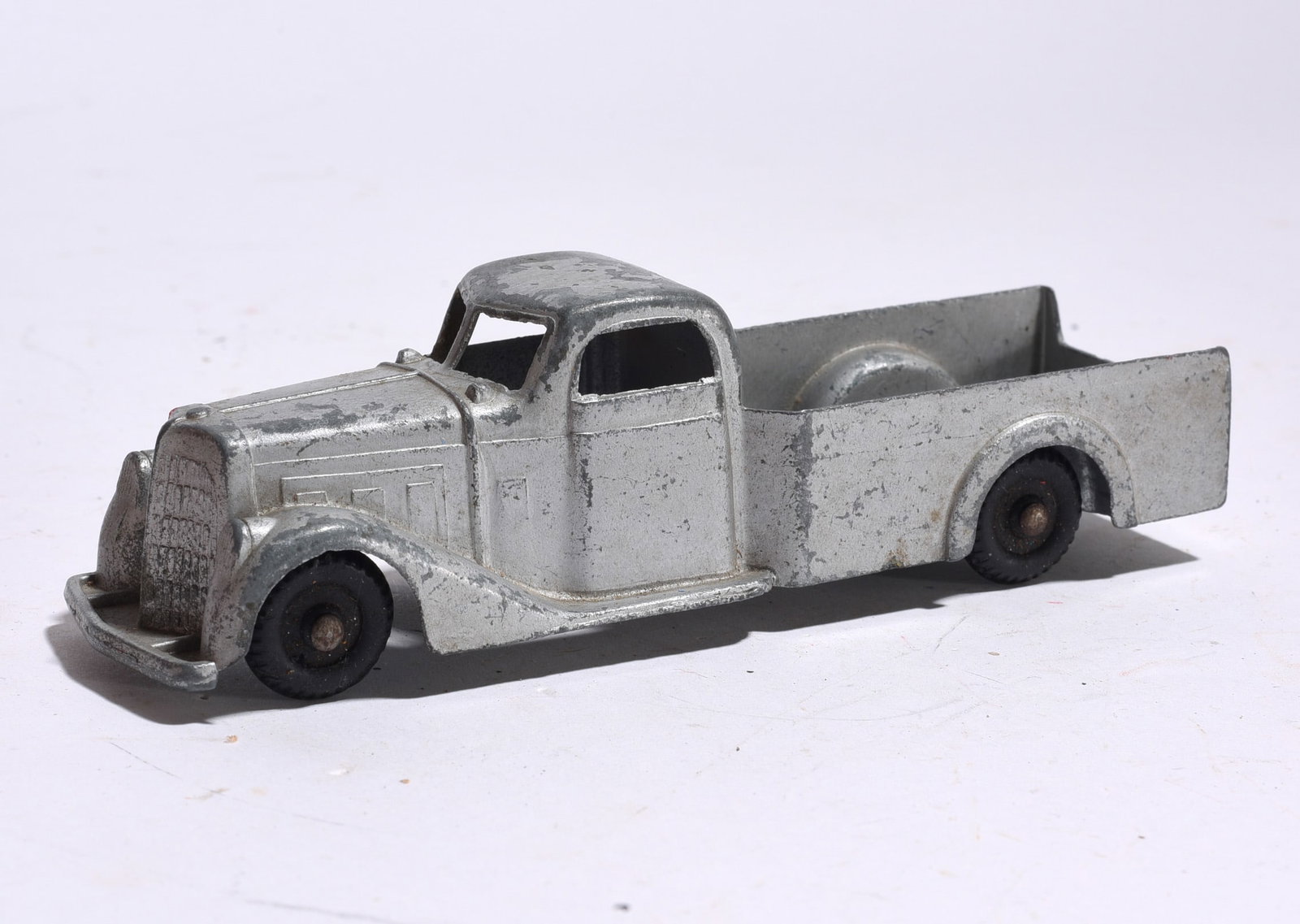 Tootsietoy Tractor Truck Cab (1 of 4)