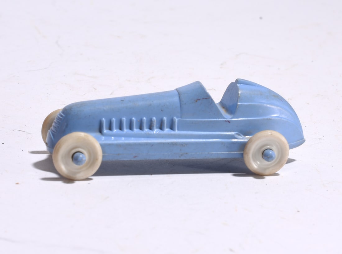 Auburn Rubber Streamline Racer (1 of 2)
