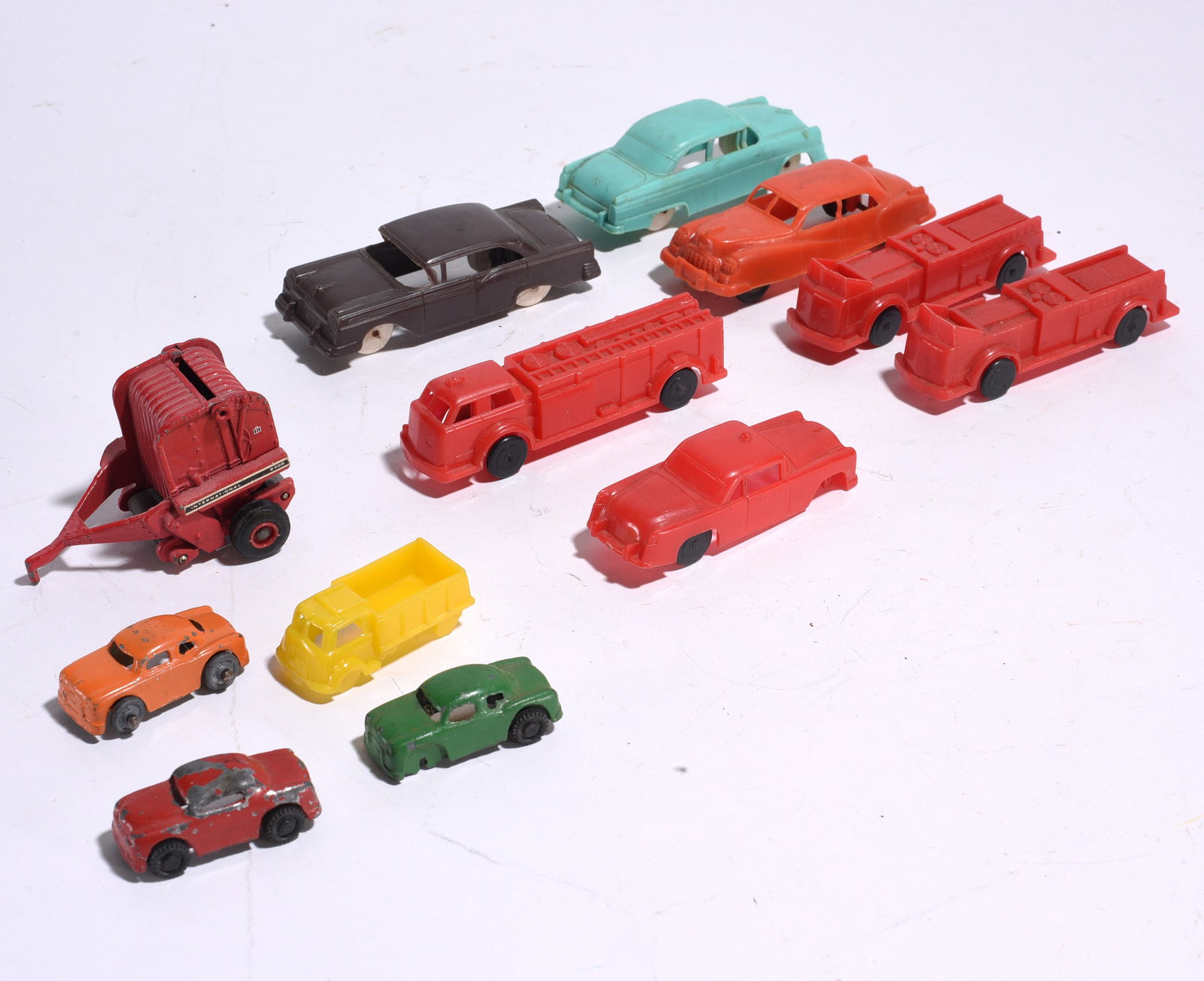 Mixed Lot Miniature Plastic Vehicles and Fire Apparatus (1 of 1)