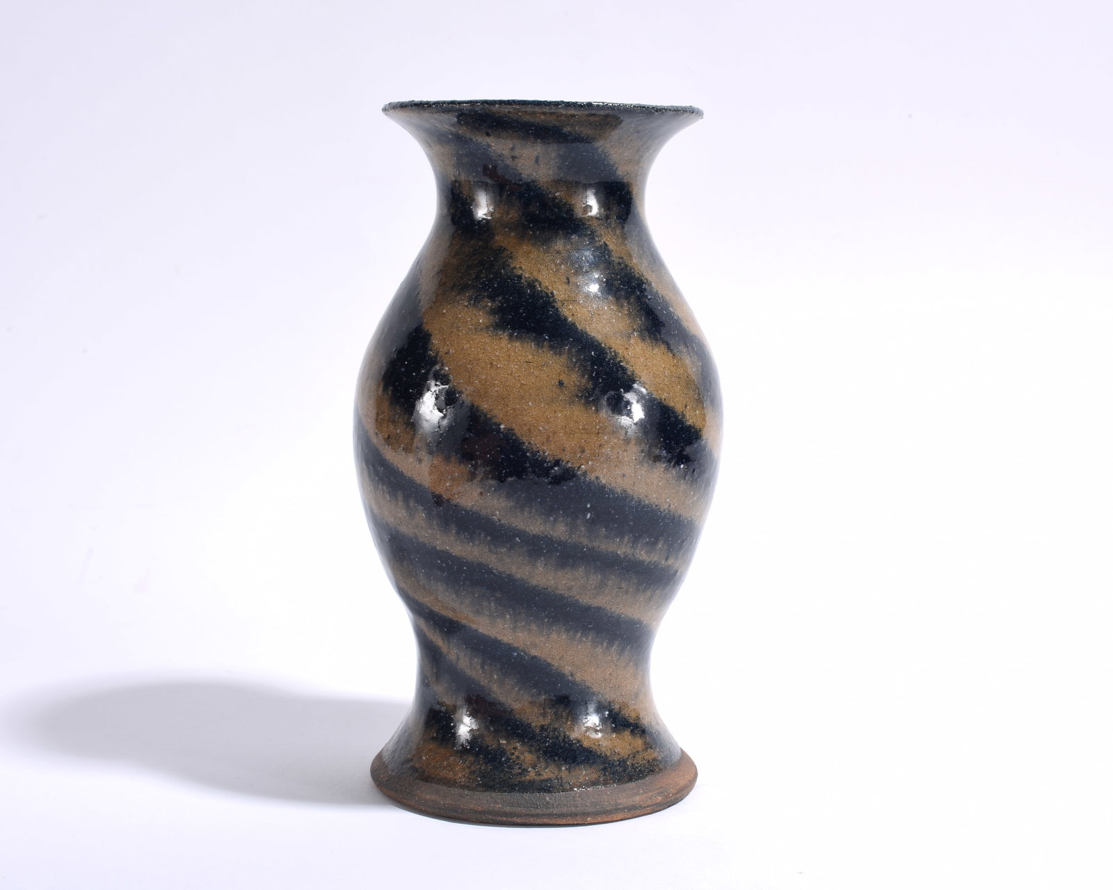 Dwayne Craig Swirl Pottery Vase - 2