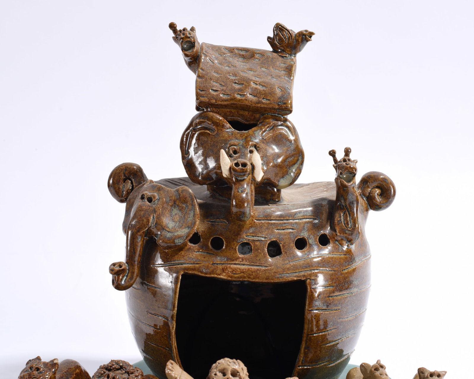 Crystal King Pottery Noahs Arc - 3