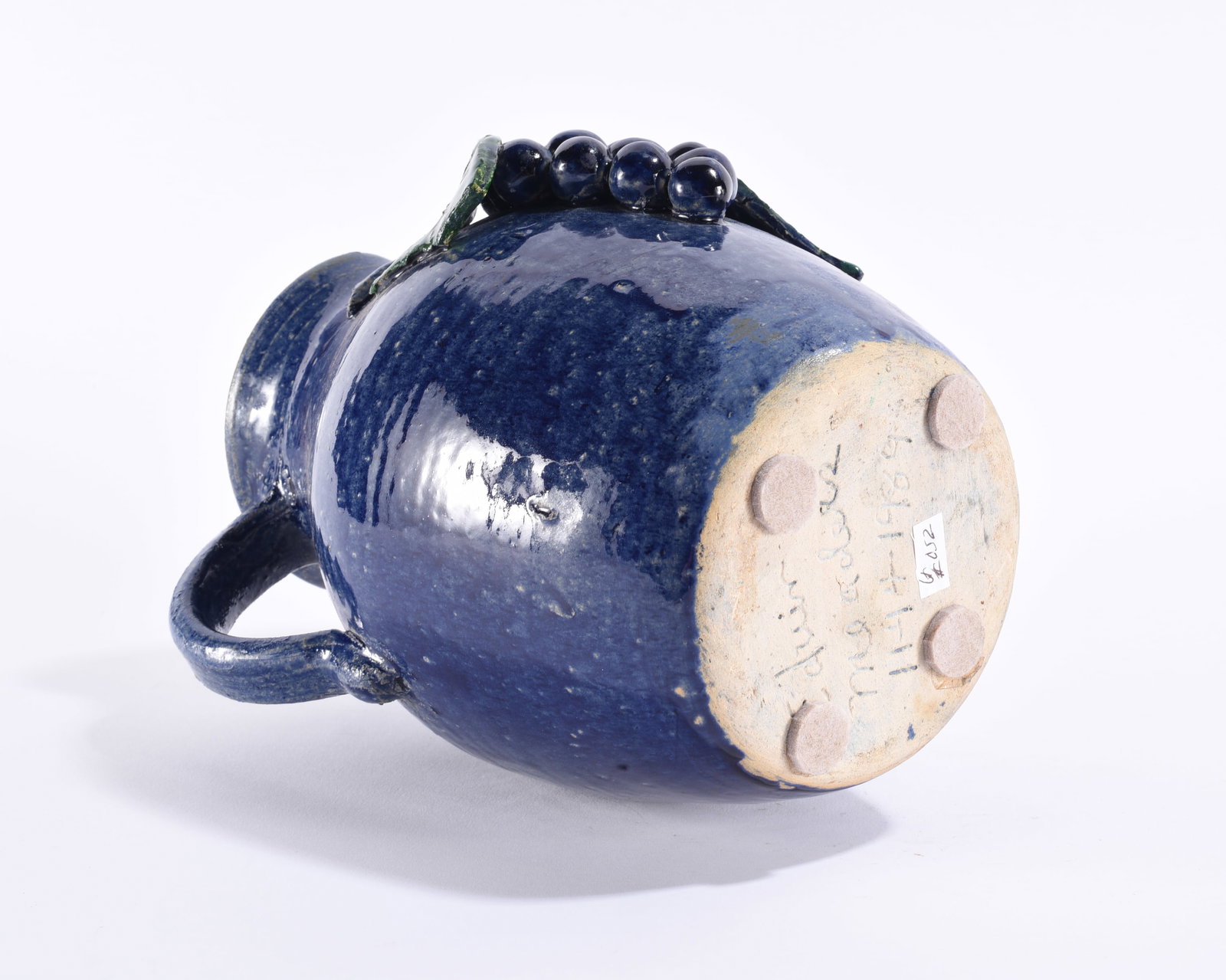 Edwin Meaders Decorated Grape Pitcher - 4