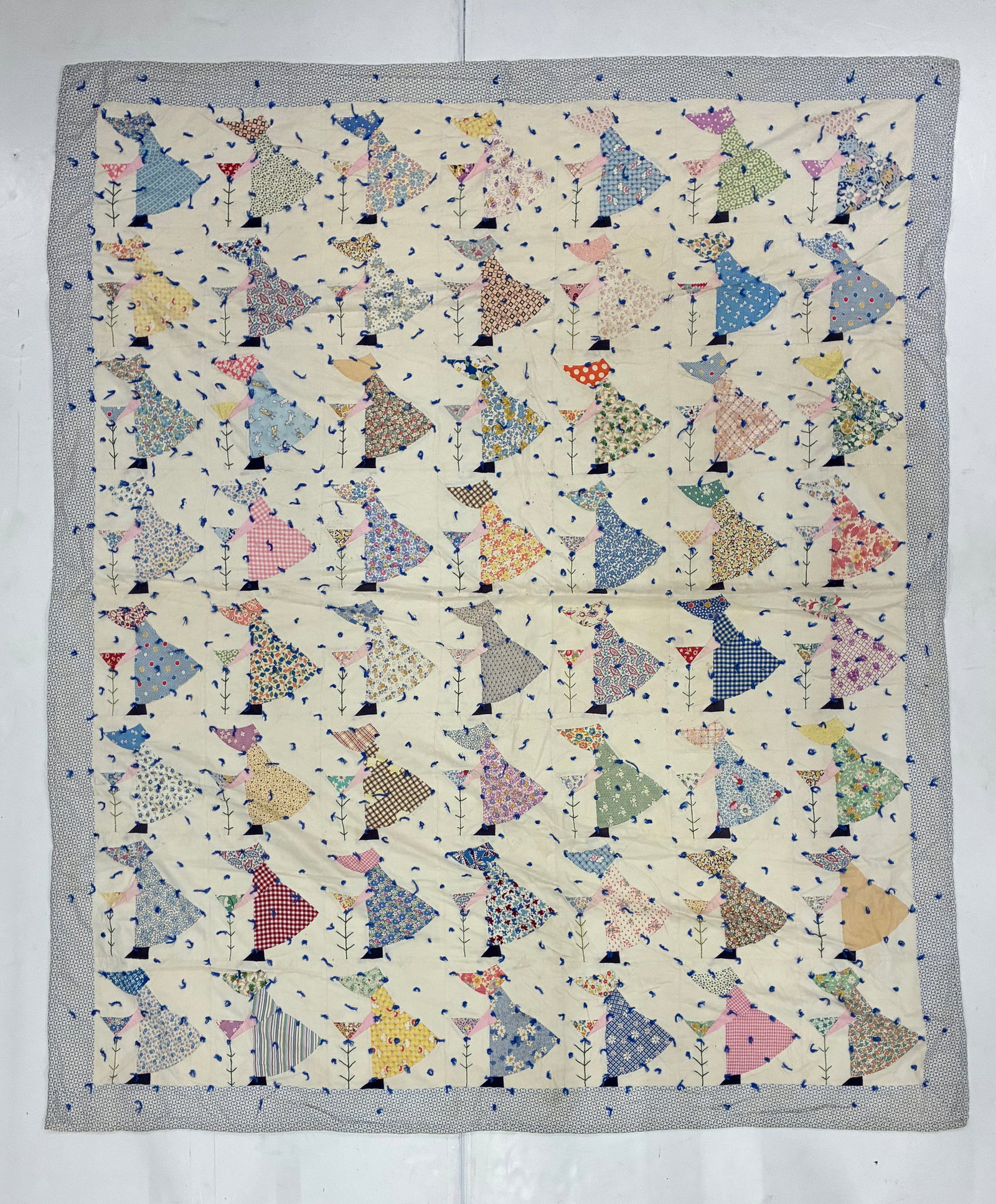 American Sunbonnet Sue Scrap Appliqué Tied Quilt (1 of 2)