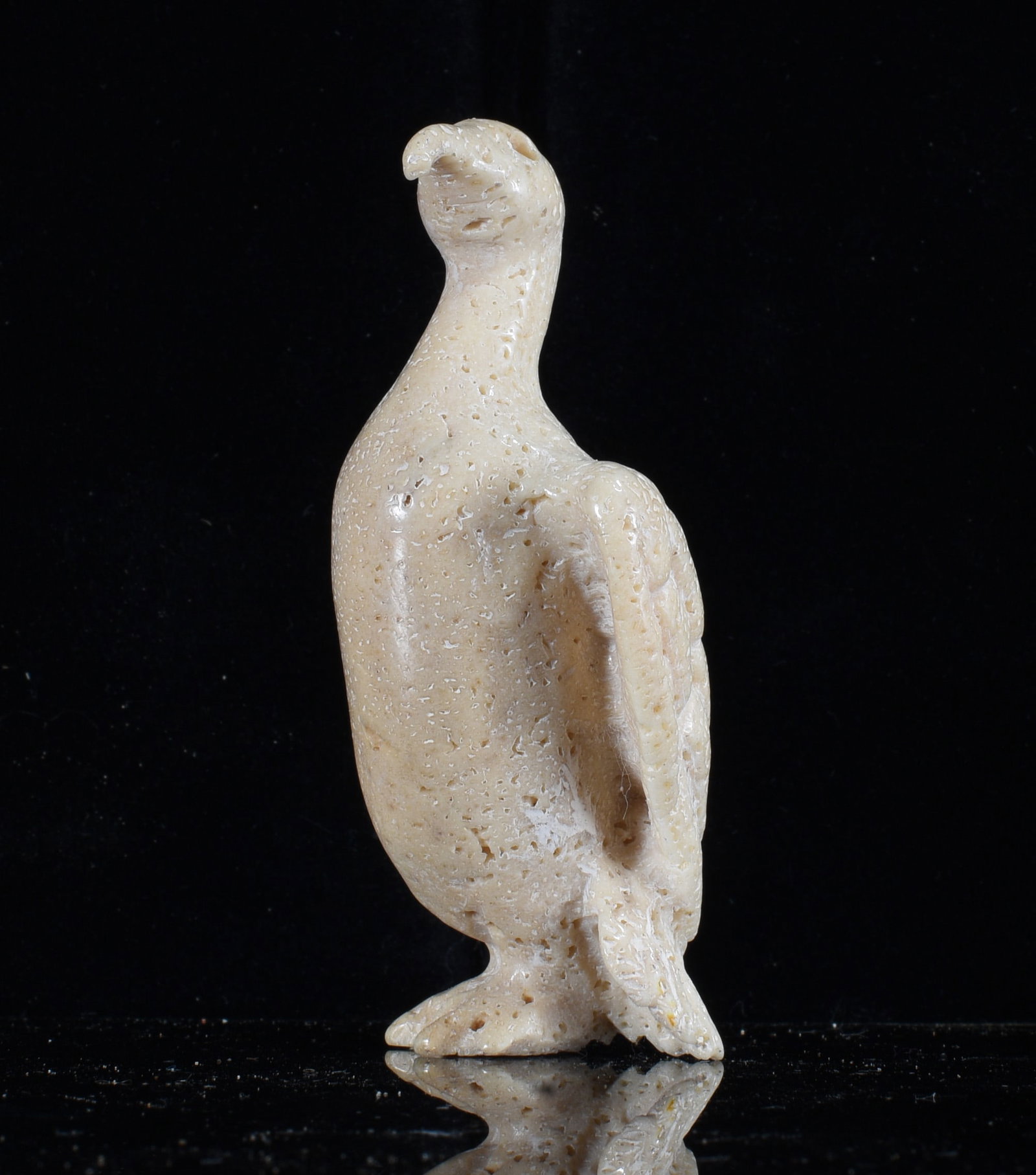 Inuit Carved Bone Bird Figure (1 of 3)