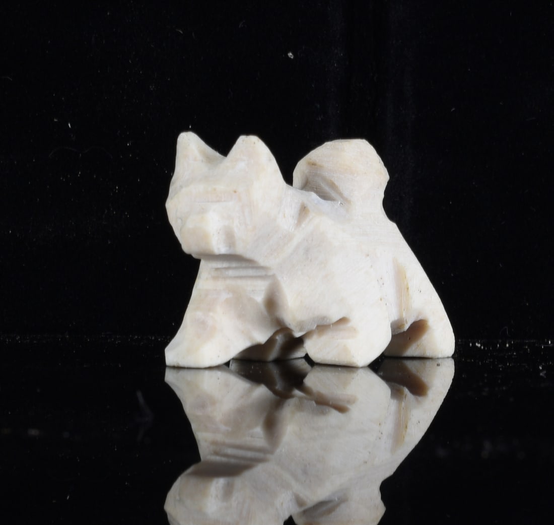 Inuit Carved Bone Dog Figure (1 of 3)