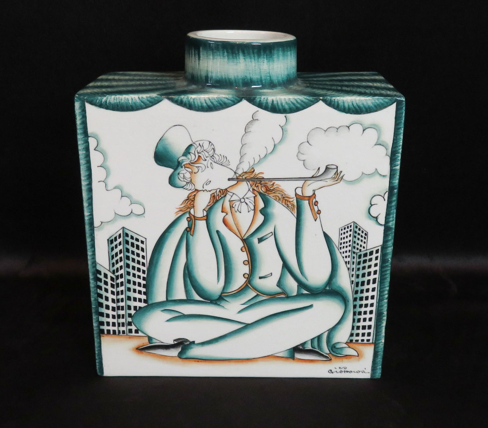 Scarce Gio Ponti for Richard Ginori Porcelain Vase: Manufacturer: Richard Ginori Designer: Gio Ponti Location of Manufacture: Milan, Italy Period of Manufacture: 1923-1933 Dimensions: 6 5/8"(h) x 5 3/4"(w) x 2 3/4"(d) Weight: 1 lbs. 12 oz. For your con