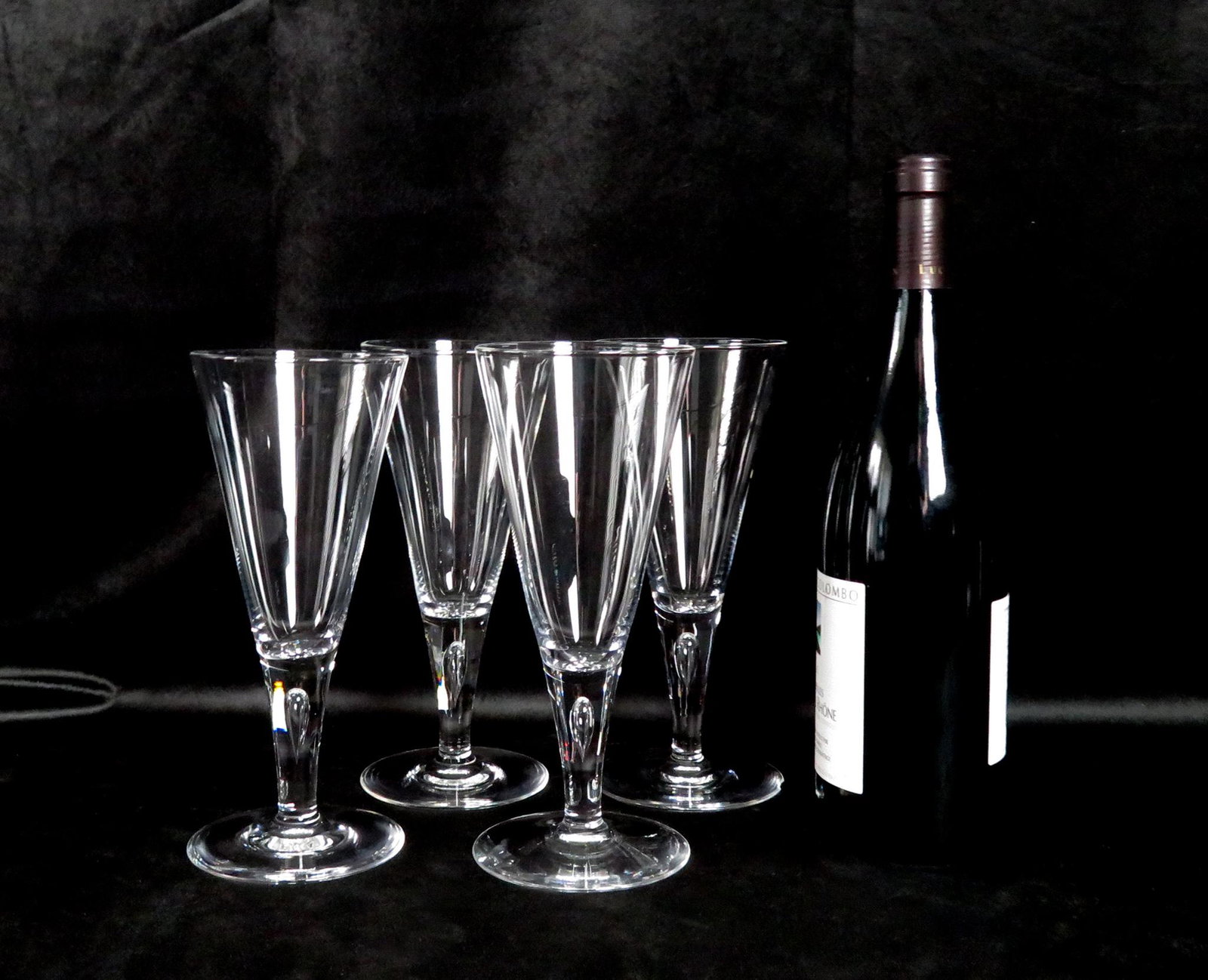 4 MASSIVE 8.5" Steuben Teardrop 7924 Tall Water Glasses: Manufacturer: Steuben Glass Designer: George Thompson Pattern Number: 7924 Location of Manufacture: Corning, New York Period of Manufacture: 20th Century Dimensions (each): 8 1/2"(h) ; 3 1/2" rim diam