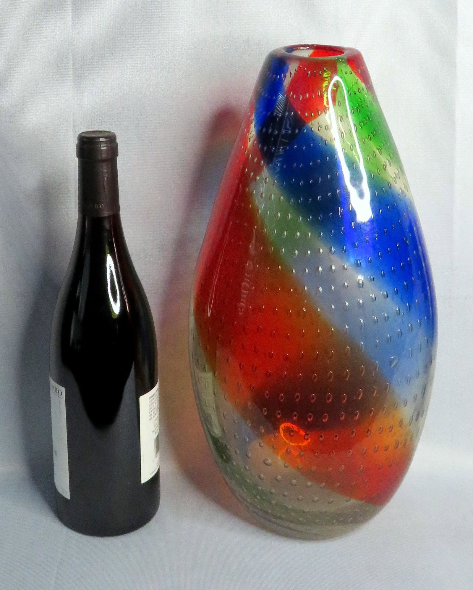 Massive 14" Multi-Color Cenedese Murano Bullicante Vase: Location of Manufacture: Italy / Murano Attribution: Cenedese Dimensions: 14"(h) ; 6" widest diameter Weight: 6 lbs. 7 oz. for your consideration is this sensational vintage Murano 'bullicante' or con