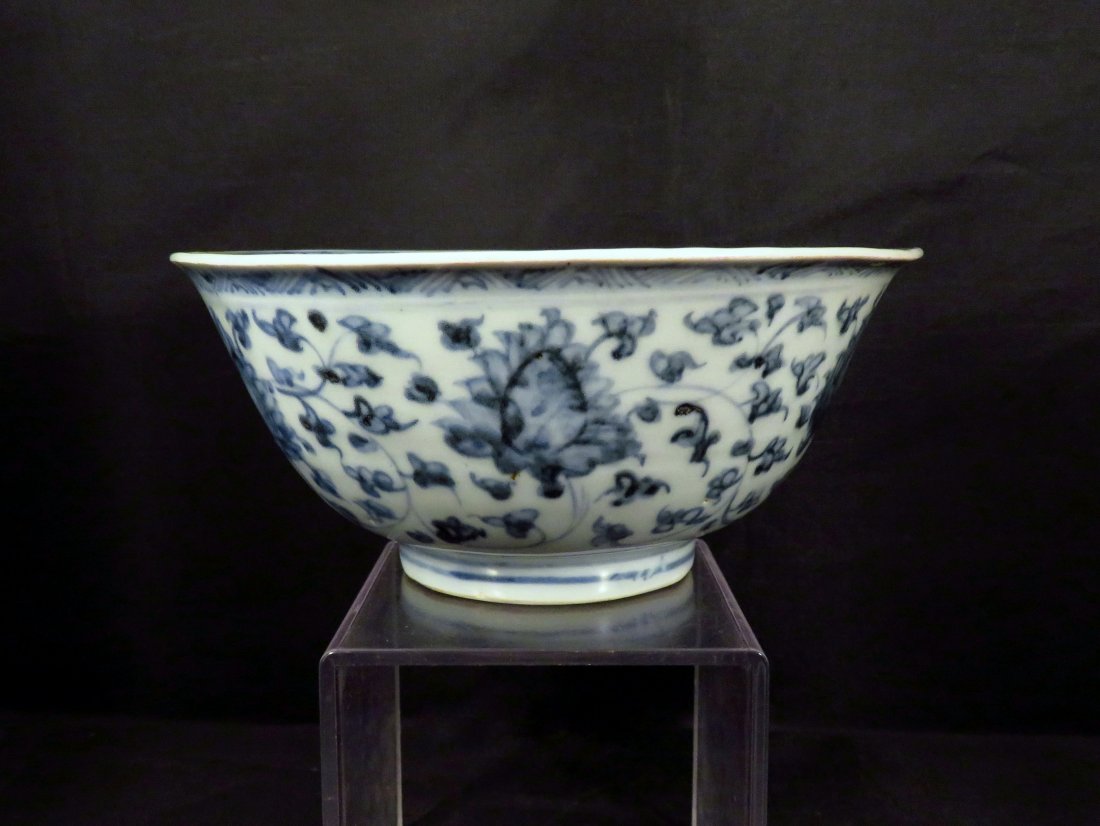 16th Century Chinese Ming Dynasty Porcelain Bowl: Location of Manufacture: China Period of Manufacture: Ming Dynasty (1368-1644), 16th Century Dimensions: 5 3/4" diameter at rim ; 2 1/2" in height ; 2 1/2" diameter at foot ; 3/8" foot height Weight: 