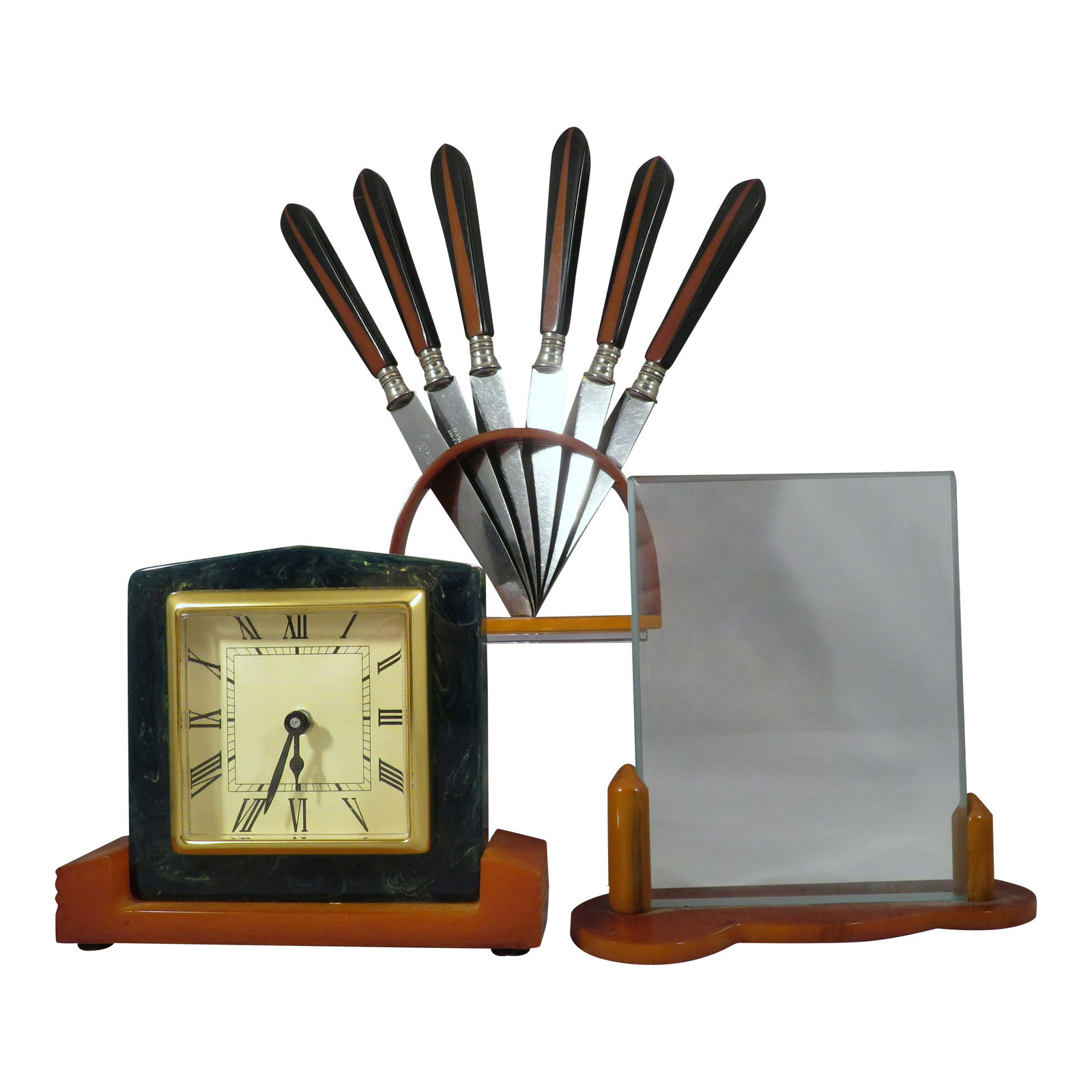 Lot of French Art Deco Bakelite Articles (1 of 11)