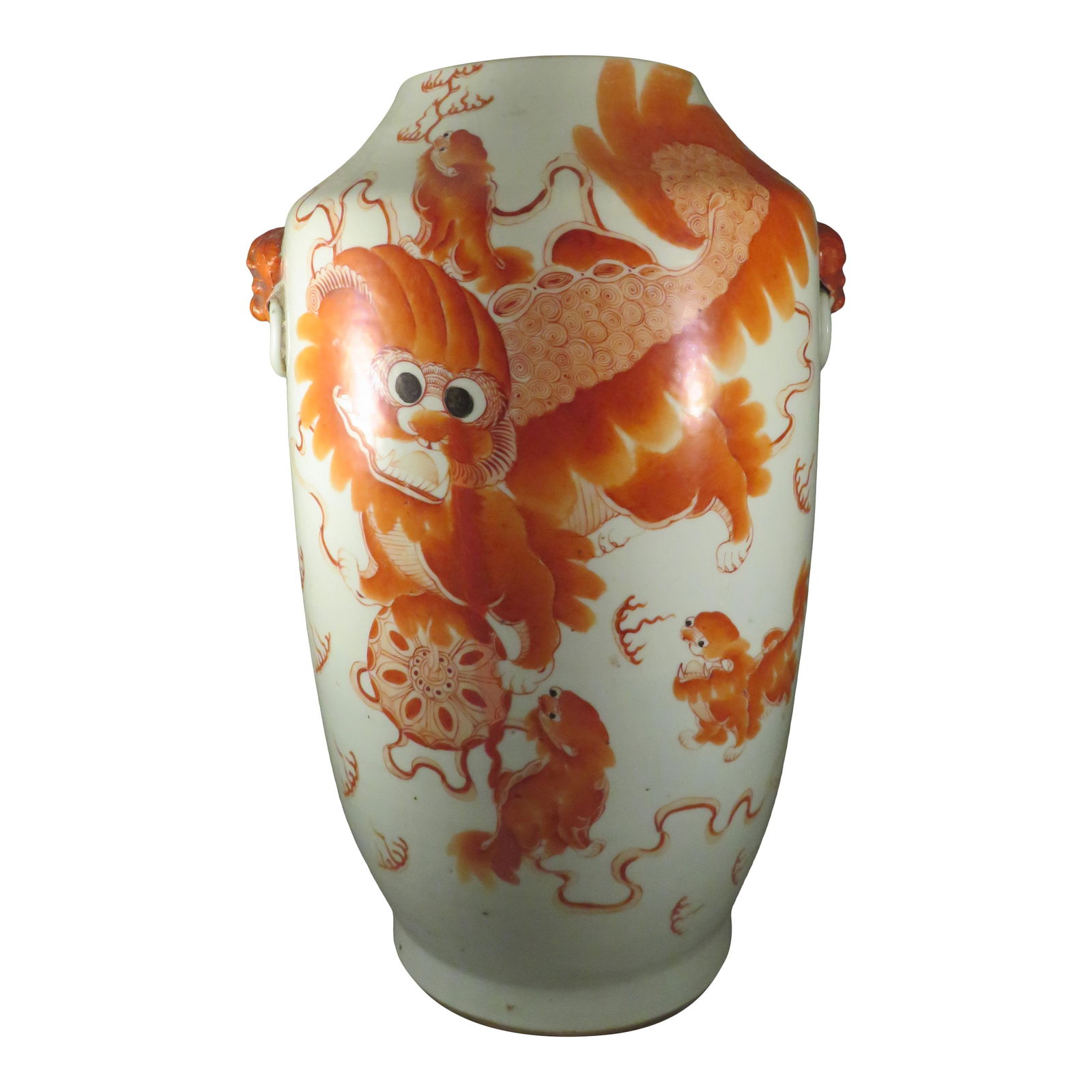 16.5" Chinese Iron Red Foo Dog Porcelain Vase c.1910 (1 of 14)