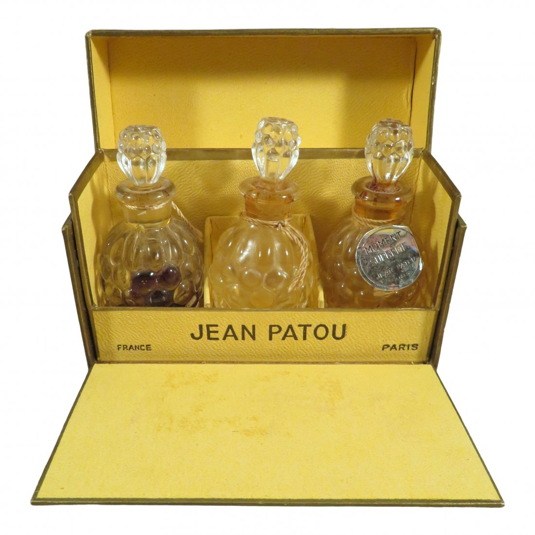 (3) Jean Patou Extraits Perfume Bottles in Original Box: For your consideration is a boxed set of (3) Jean Patou miniature "Extraits" perfume bottles. This rare offering contains sample sized bottles of Jean Patou's "Amour-Amour", "Moment Supreme" and "L'he