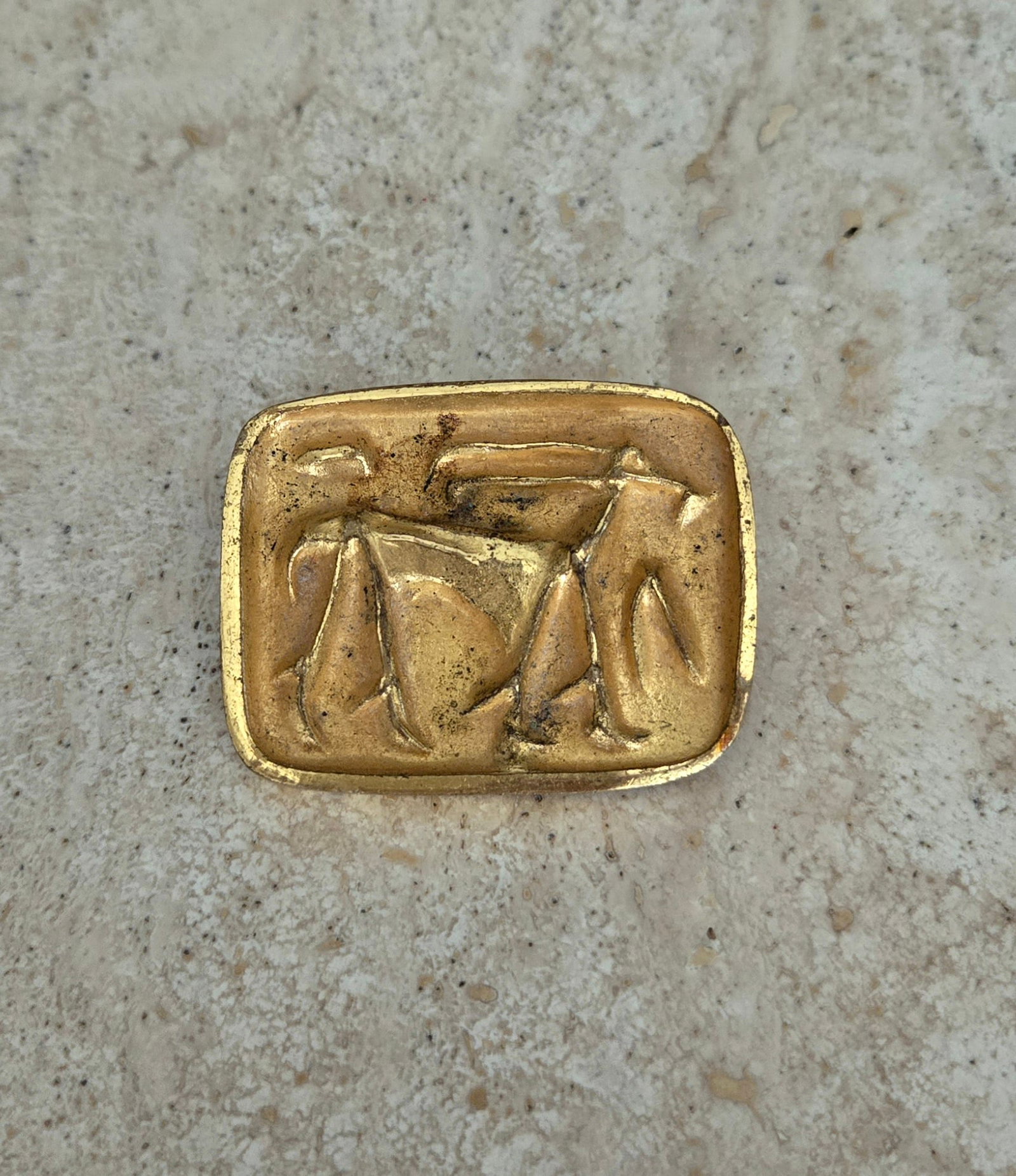 Rare Arthus Bertrand Paris Matte Gold Hieroglyph Brooch: Rare Vintage Signed Arthus Bertrand (Paris, France) Matte Gold Hieroglyph Brooch Depicting Antelope, ca. 1970 Designer: Arthus Bertrand Location of Manufacture: Paris, France Period of Manufacture: Ci