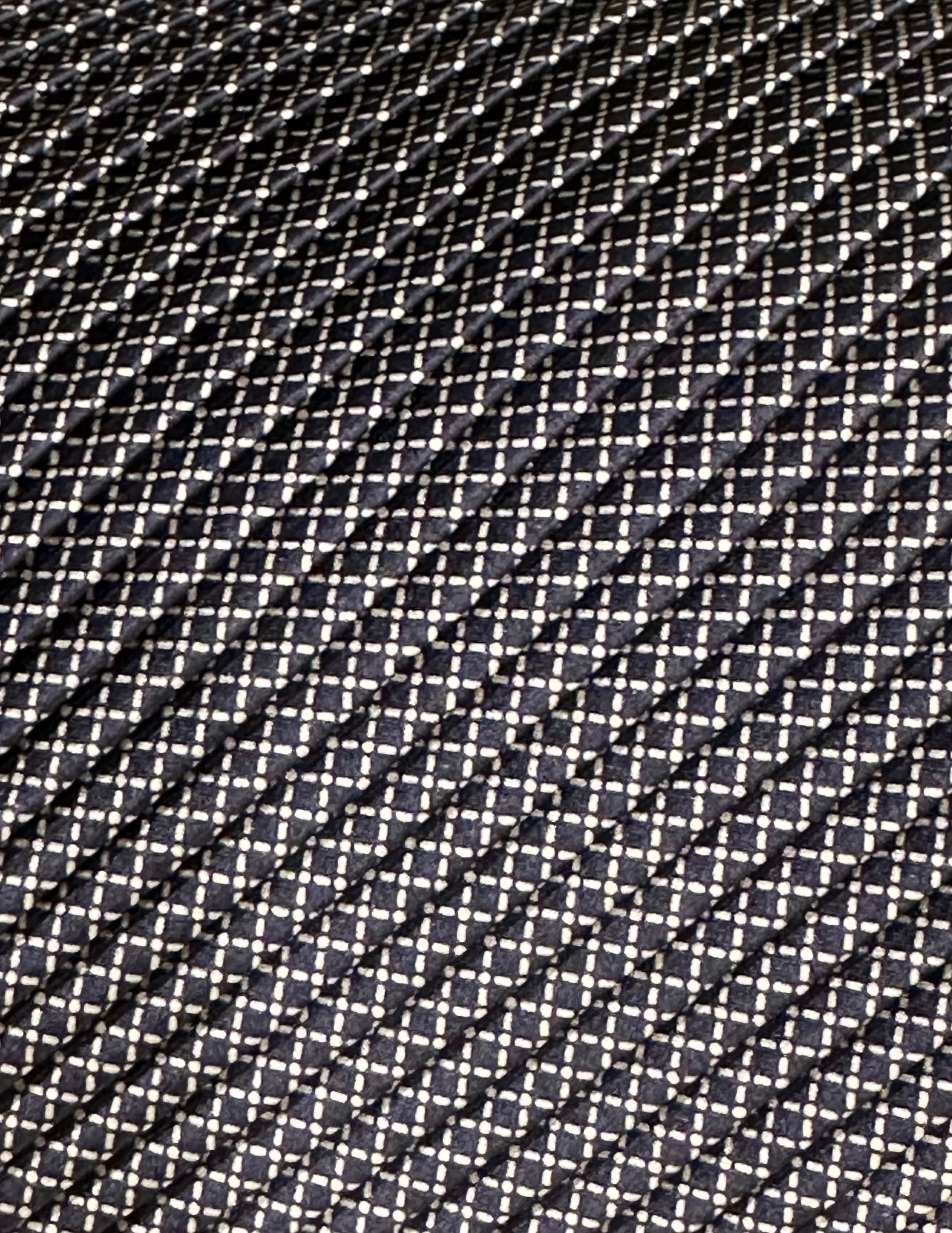 BRIONI, Tie, Pleated, Wave Illusion, Blue/White, Silk, Handmade: Brand: Brioni, Italy, Handmade Color: Blue/White (Color appearance/shade can vary due to factors including lighting, monitors, etc.) Pattern: Pleated/Embedded Wave Illusion Material: 100% Silk Width: