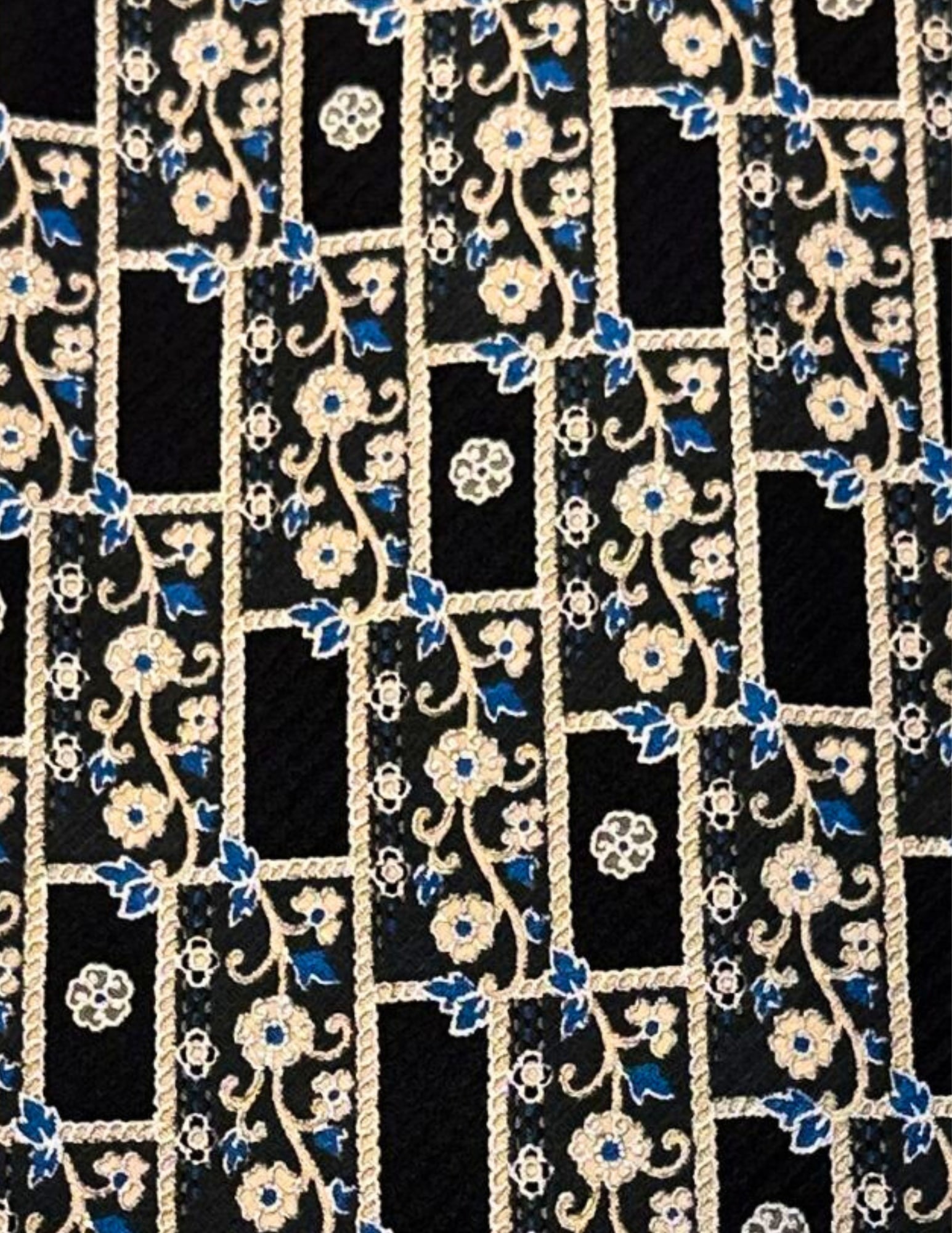 BRIONI, Men's Tie, Black Blue Silver, Geometric, Floral, Handmade, Silk: Brand: Brioni, Italy, Handmade Color: Black/Blue/Silver-Gray (Color appearance/shade can vary due to lighting, monitors, etc.) Pattern: Geometric/Floral Material: 100% Silk Width: 3 3/4 inch (9cm) Eli