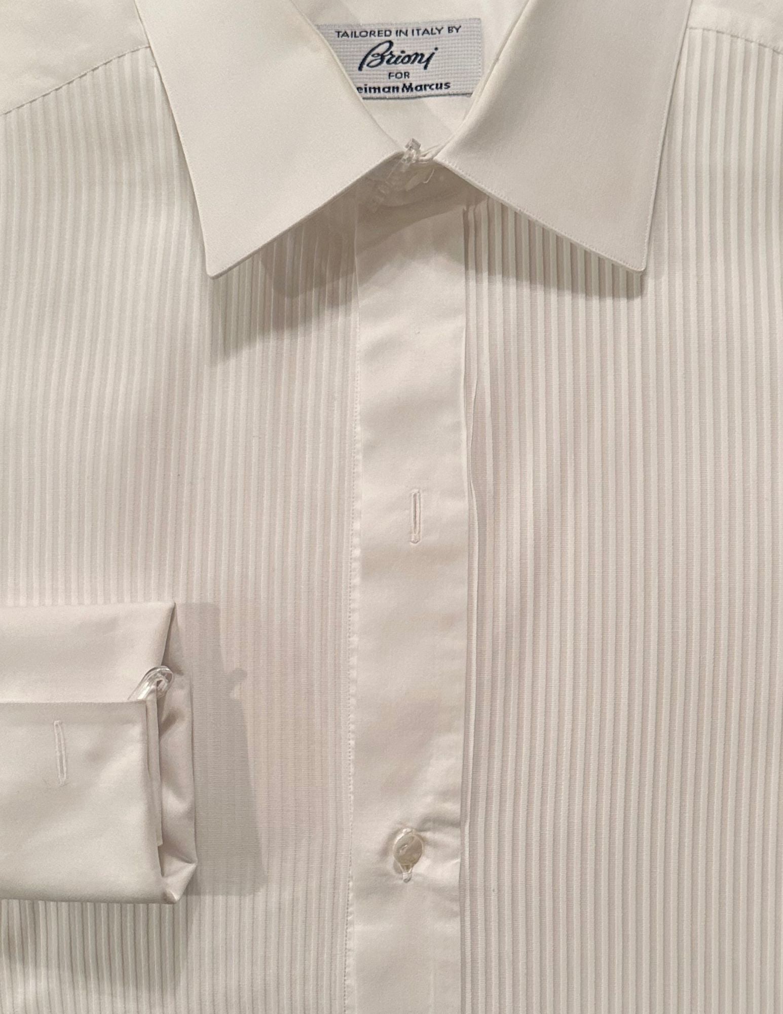 BRIONI, Men's Tuxedo Shirt, Pleated, French Cuff, White, Size 16: Brand: Brioni for Neiman Marcus Made In: Italy Type: French Cuff Tuxedo Shirt Material: Cotton Color: White Pattern: Pleated Size (Men's): 16 US / 41 EU Size Type: Regular Eligible for In-House Shippi