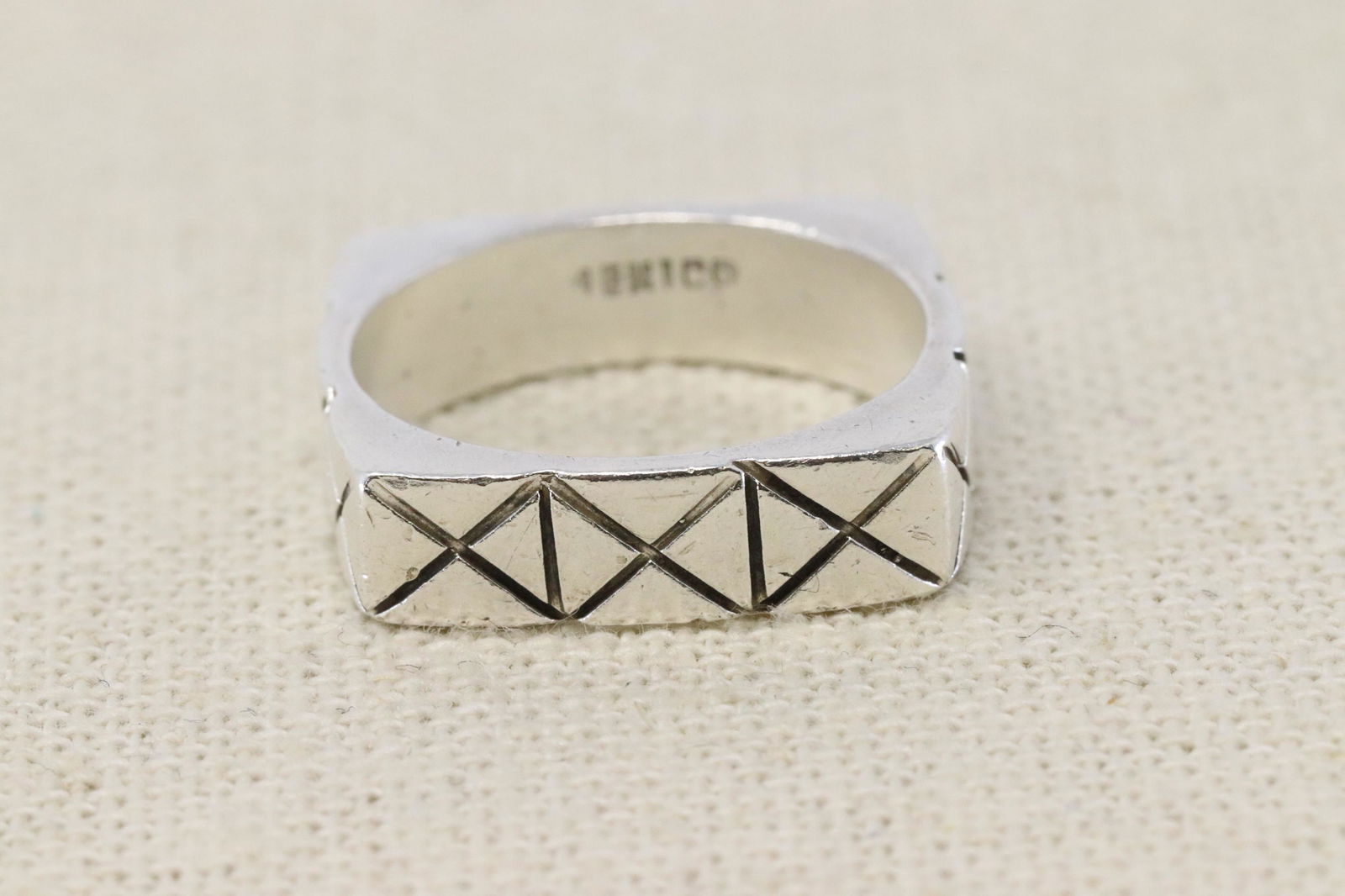 925 Silver Men's Ring. (1 of 3)