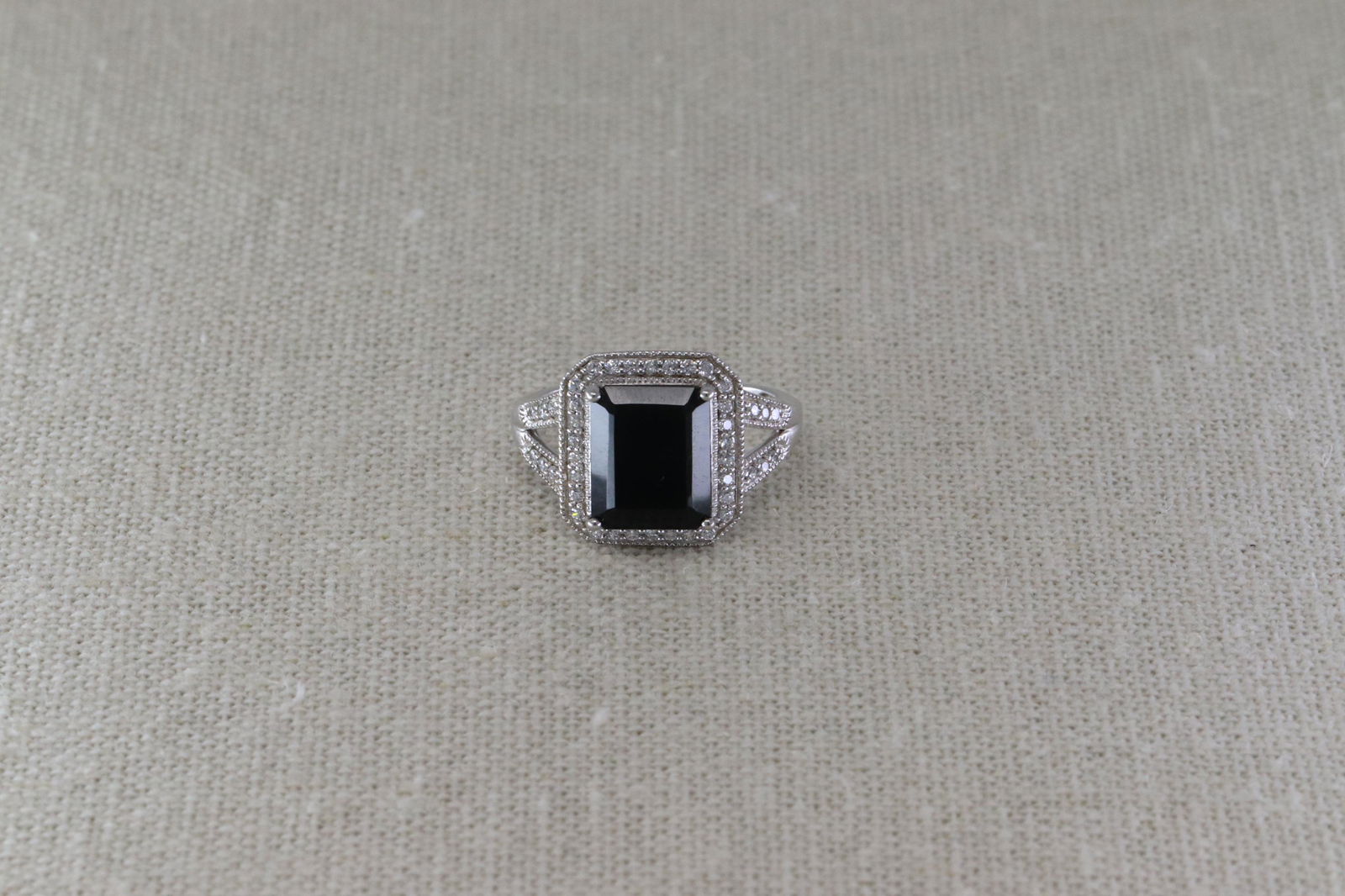 Silver 925 Ladies Ring (1 of 3)