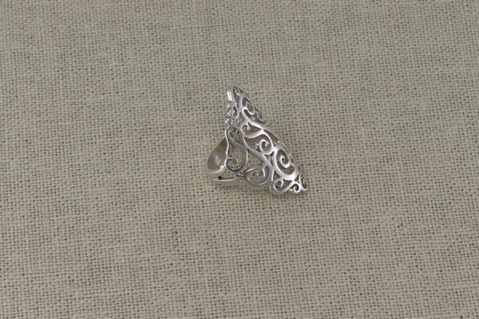 Ladies 925 Silver Art Deco Design Ring (1 of 3)