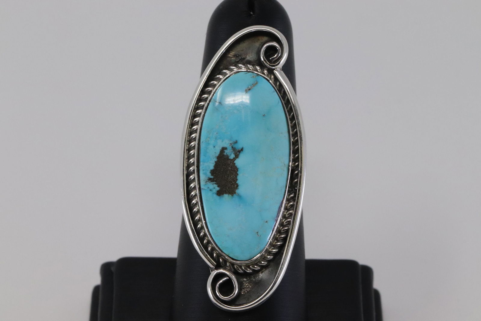 Navajo Sterling Silver Turquoise Ring. (1 of 4)