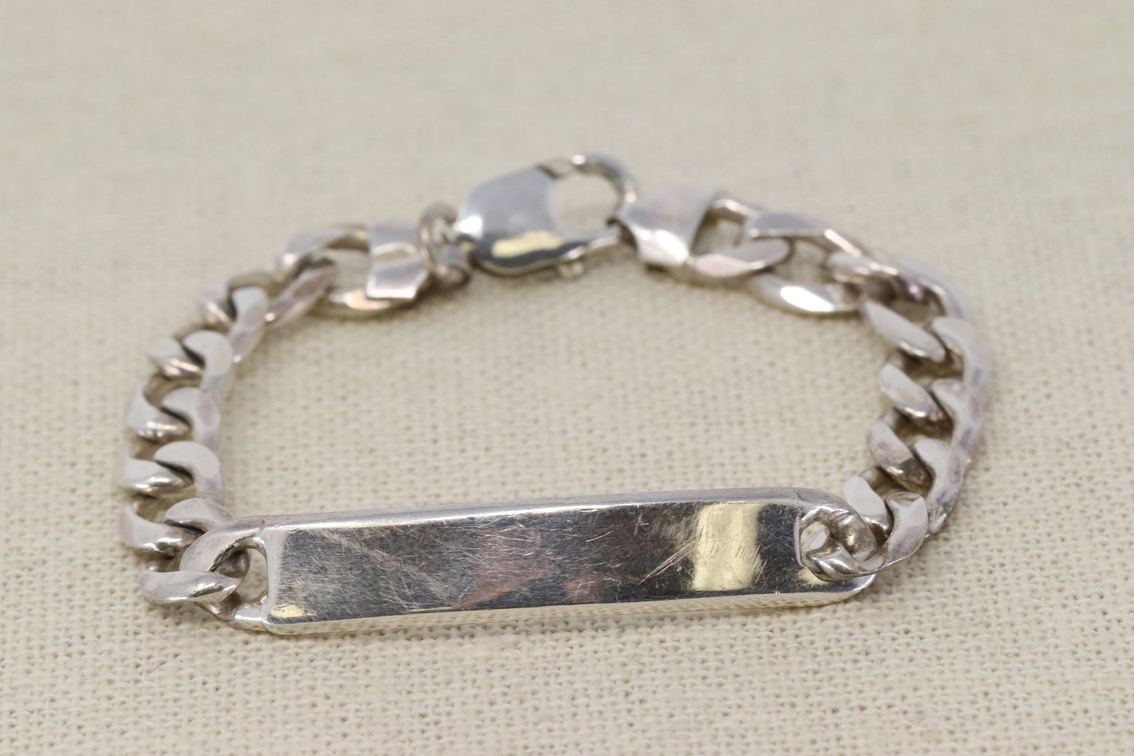 Mens Tag Bracelet. (1 of 3)