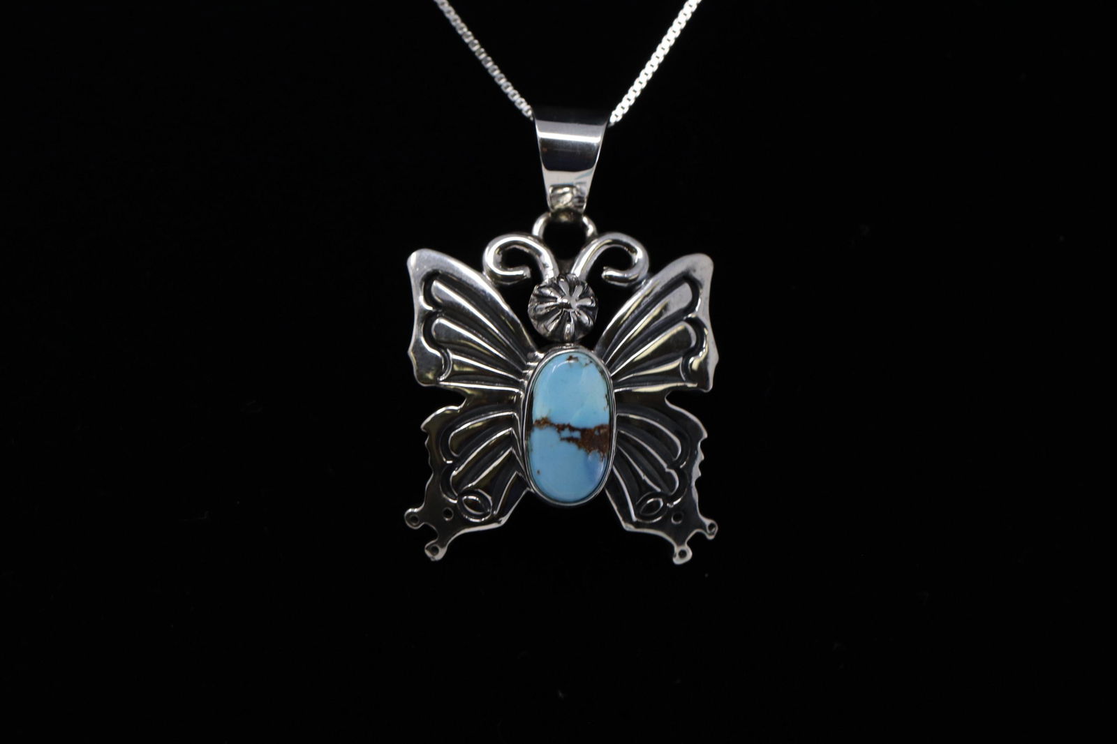 Native American Navajo Handmade Golden Hills Necklace (1 of 3)