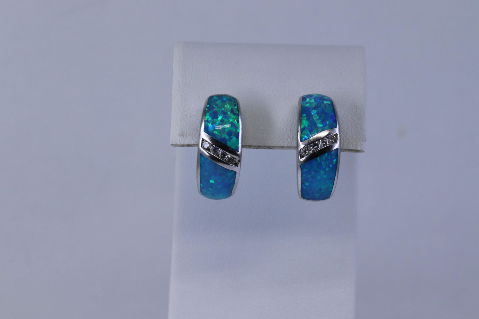 Ladies Opal Earrings. (1 of 3)