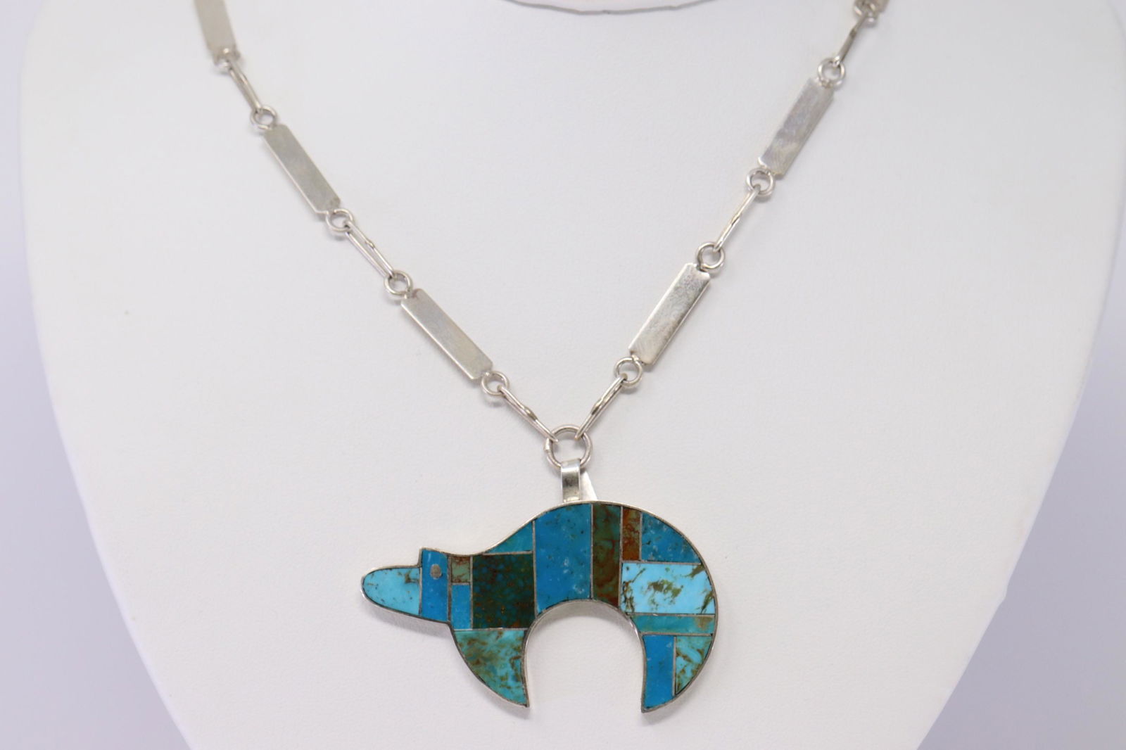 Native American Navajo Handmade Turquoise Bear Necklace (1 of 4)