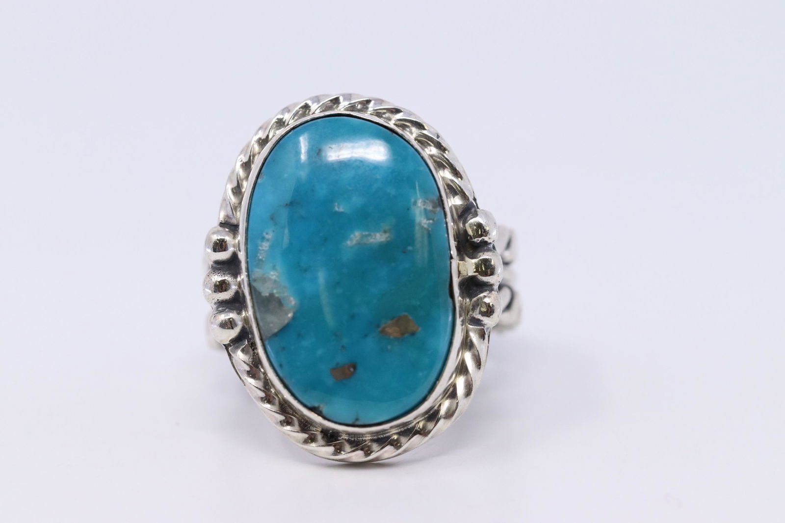 Native American Navajo Handmade Turquoise Silver Ring. (1 of 4)