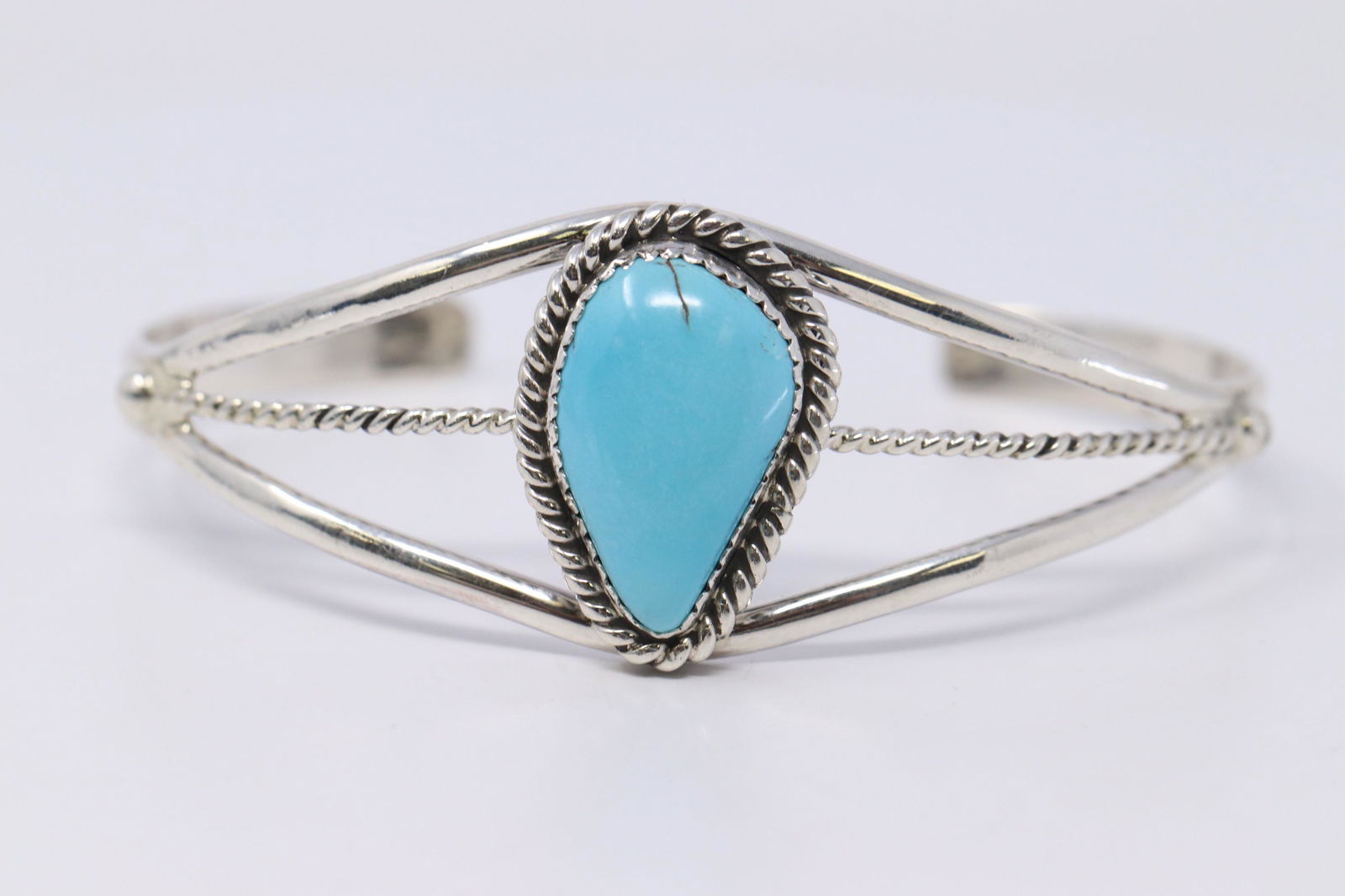 Native American Navajo Womans Sterling Silver (1 of 4)