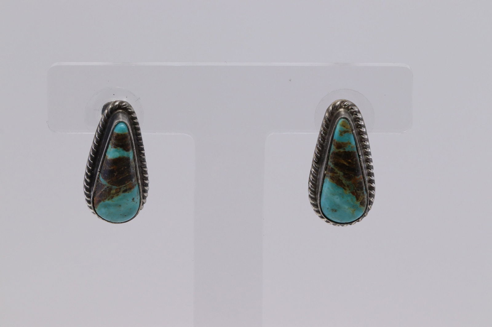 Navajo Handmade Kingman Turquoise Earrings Set in (1 of 3)