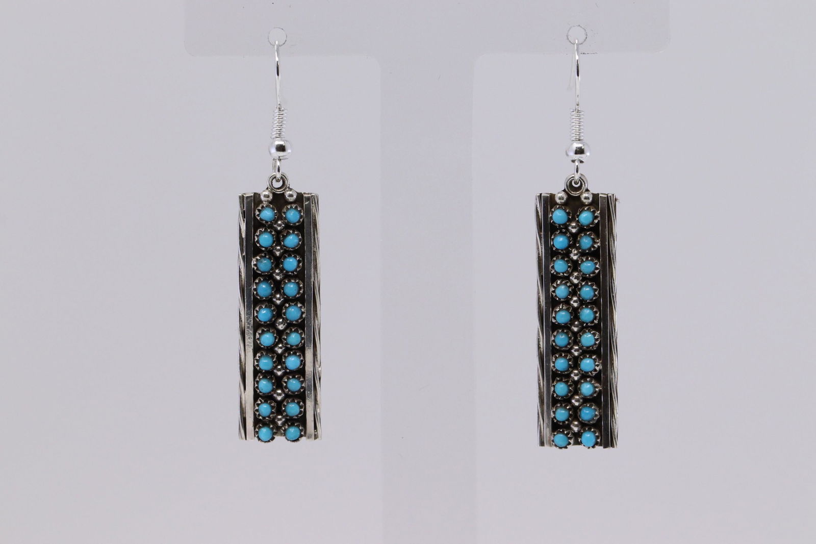 Native American Navajo Handmade Turquoise Needlepoint (1 of 3)