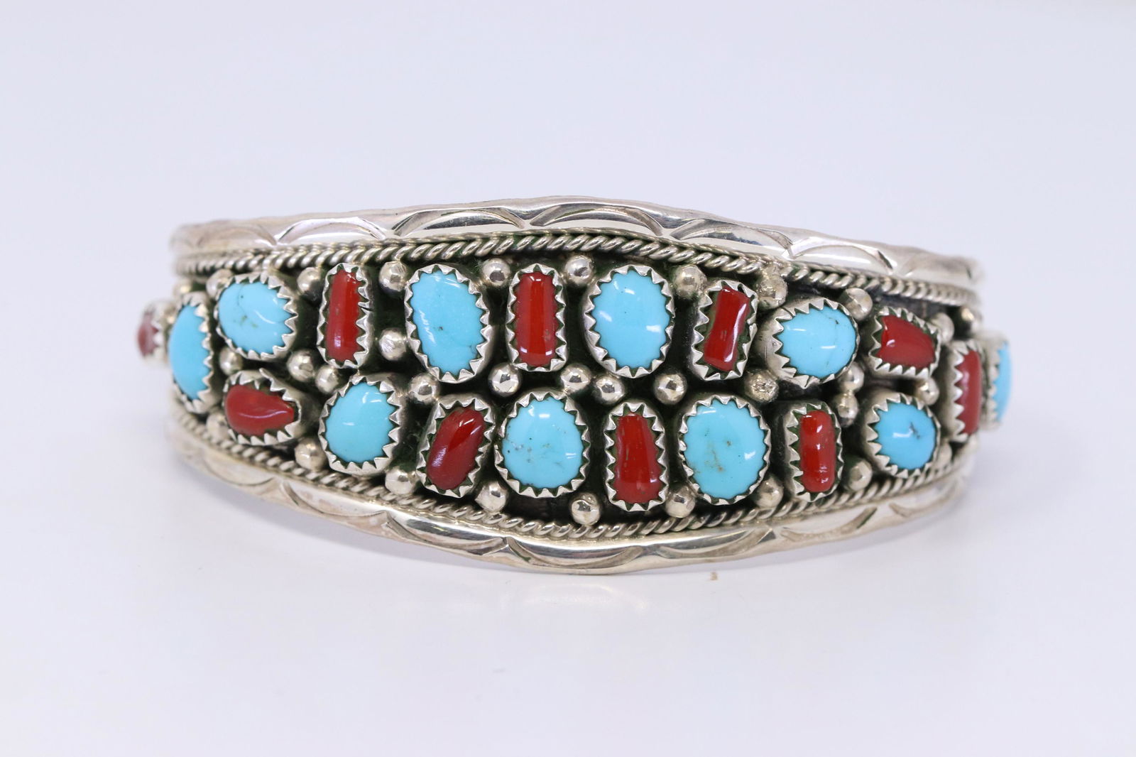 Native American Navajo Handmade Sterling Silver (1 of 2)